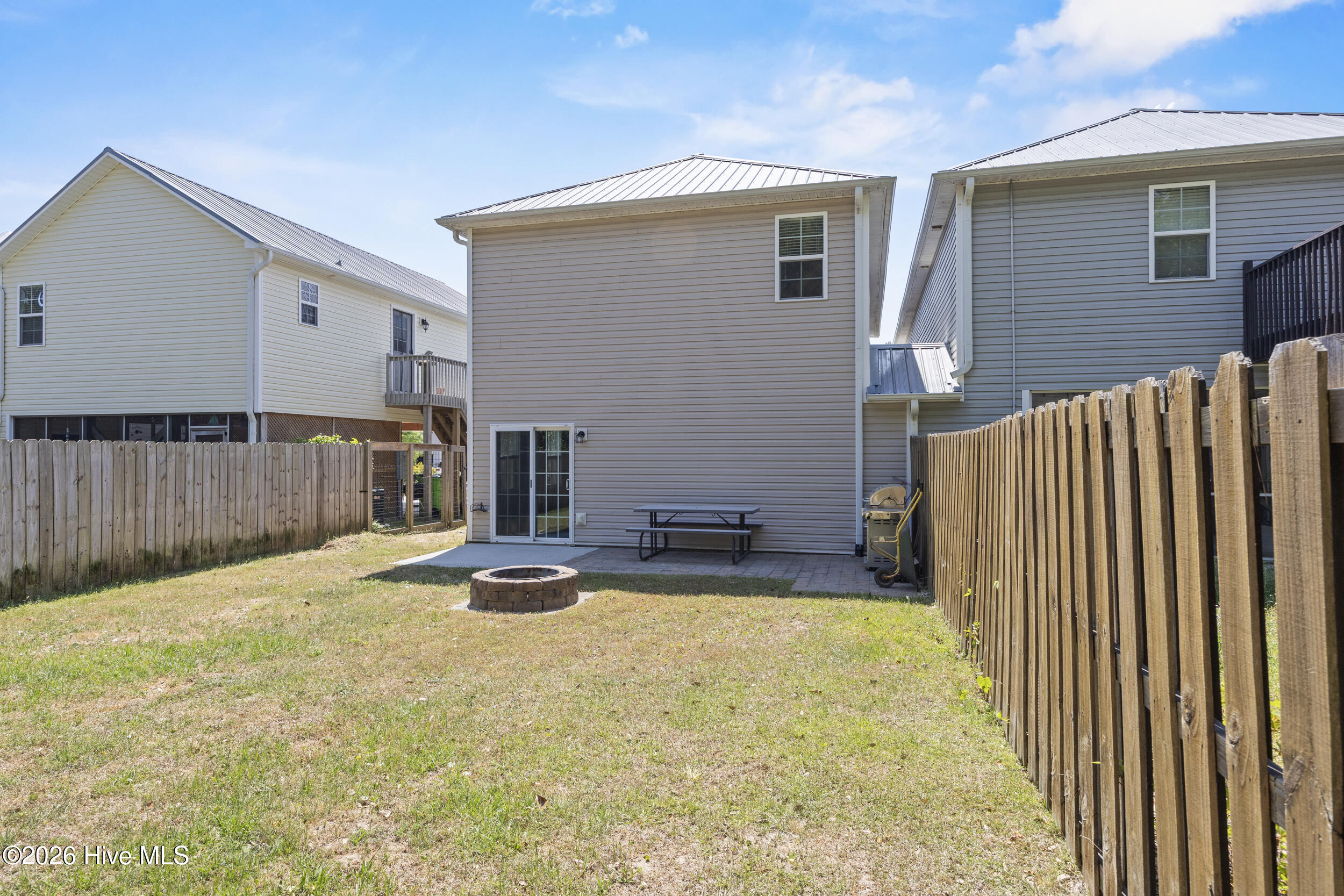 100569653 | Photo 30