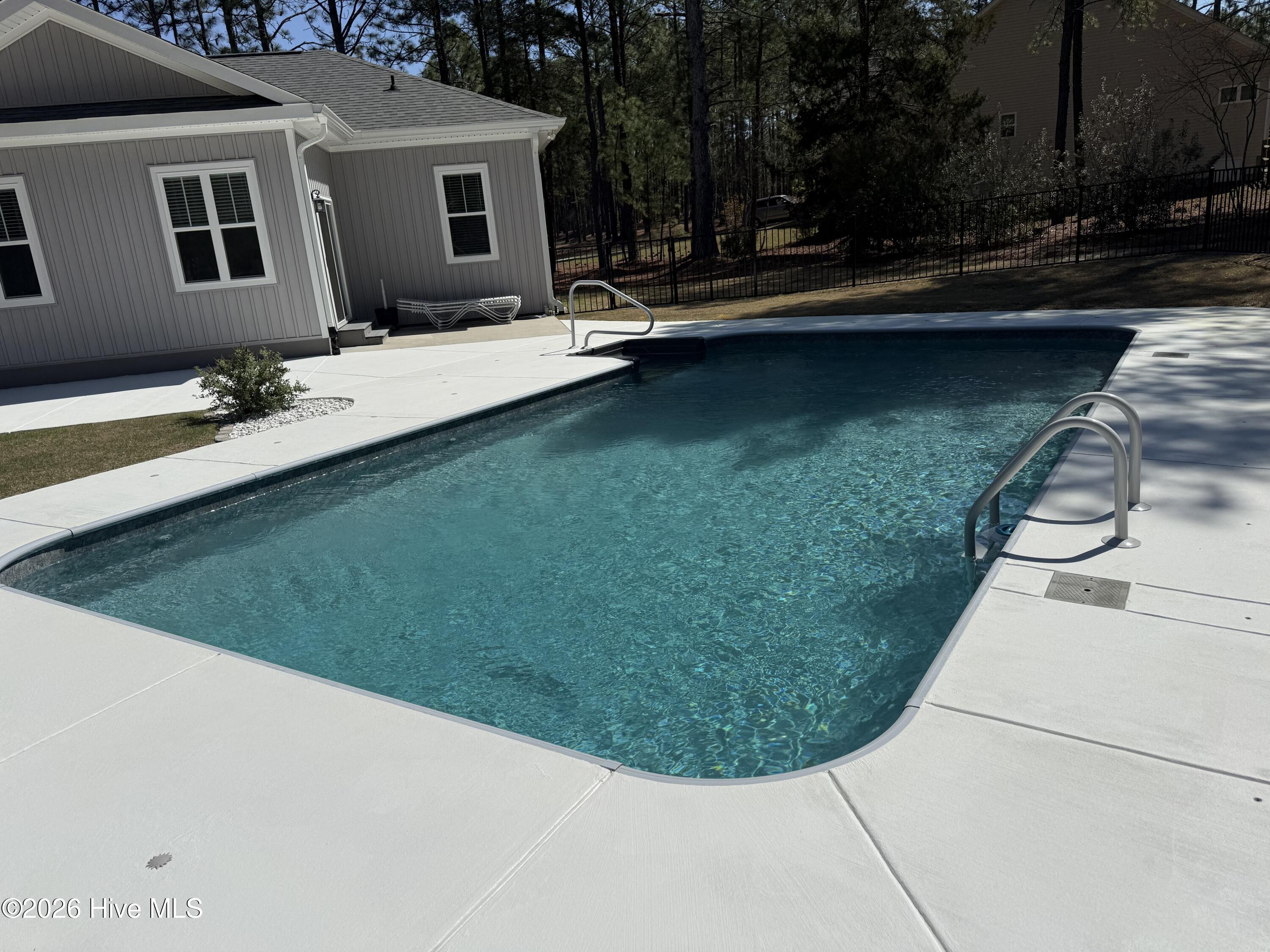 102 Roxburgh Court