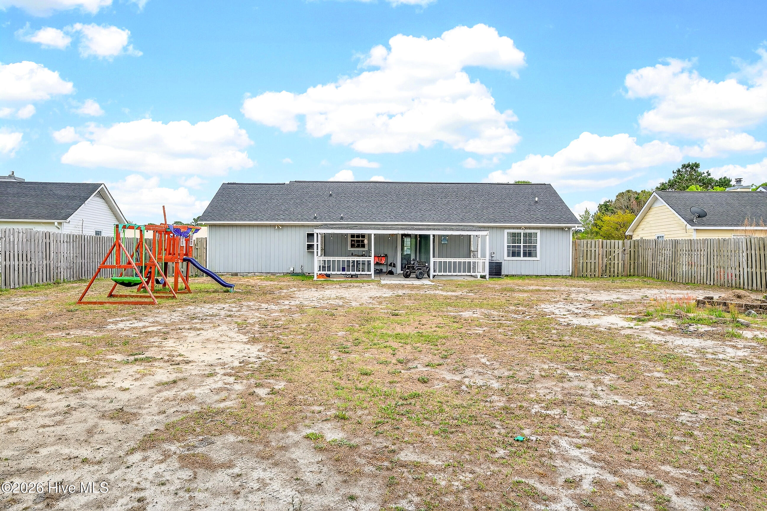 100566422 | Photo 28