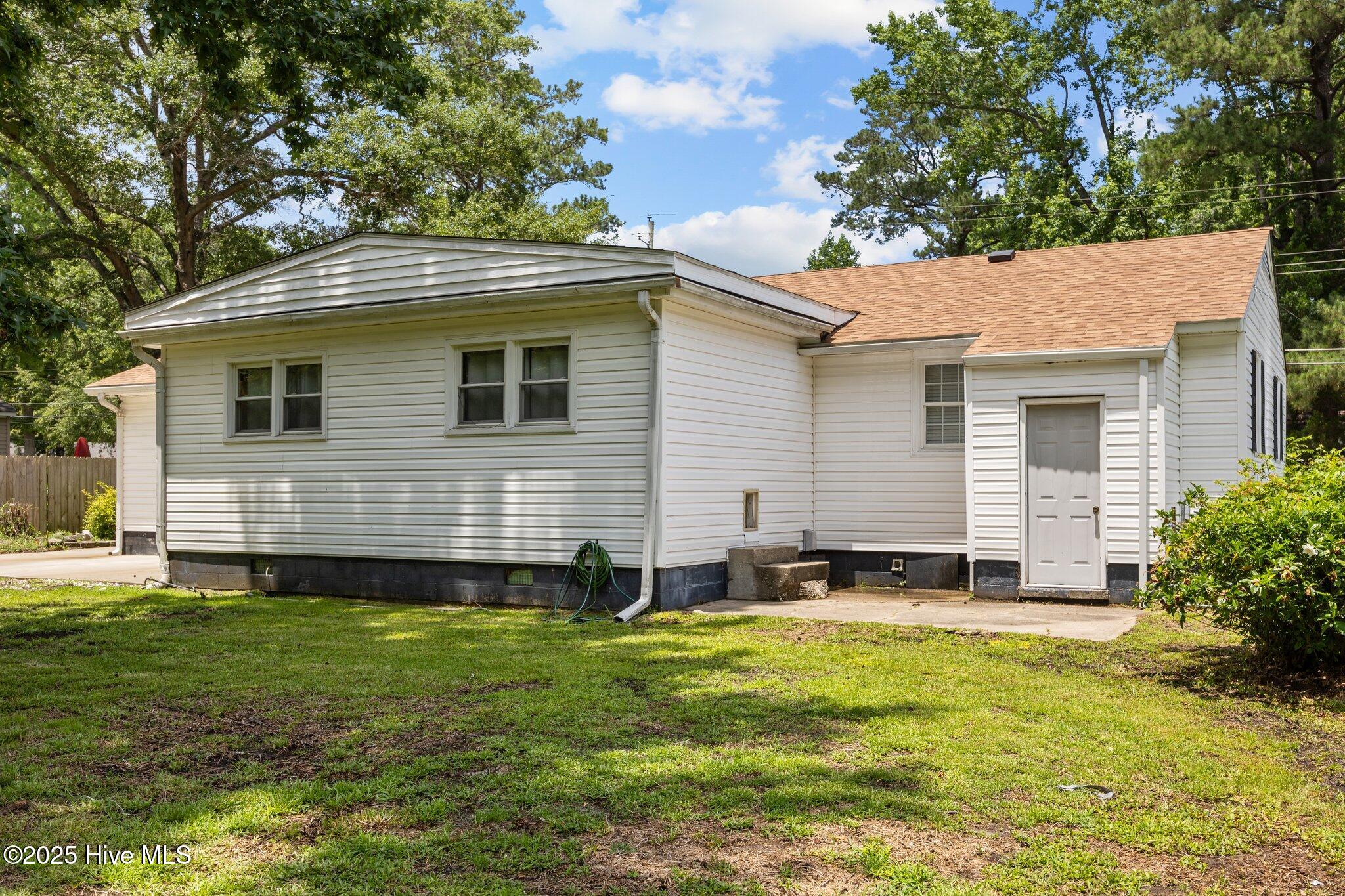 100524526 | Photo 51