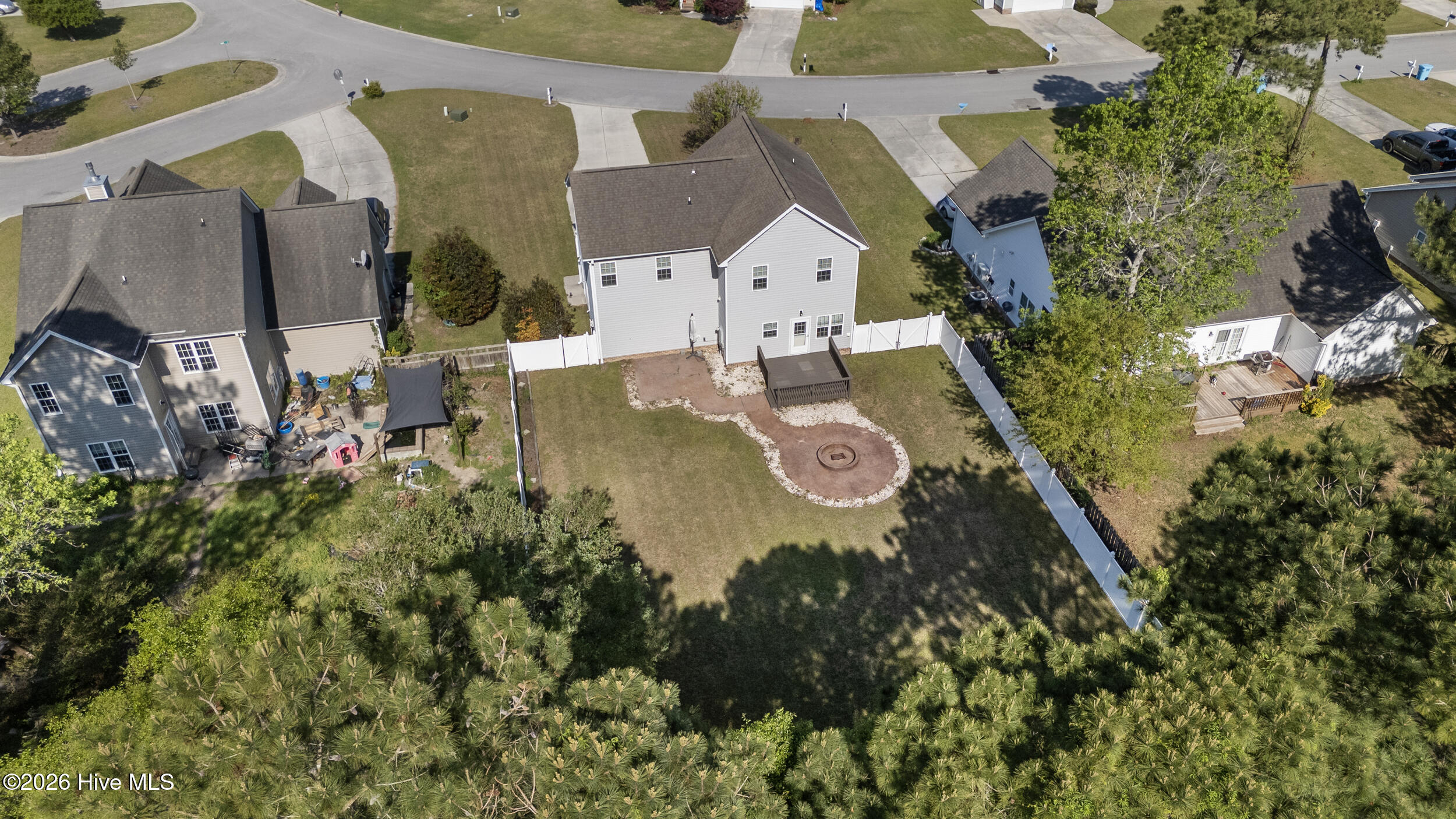 211 Wedgefield Circle,Maple Hill