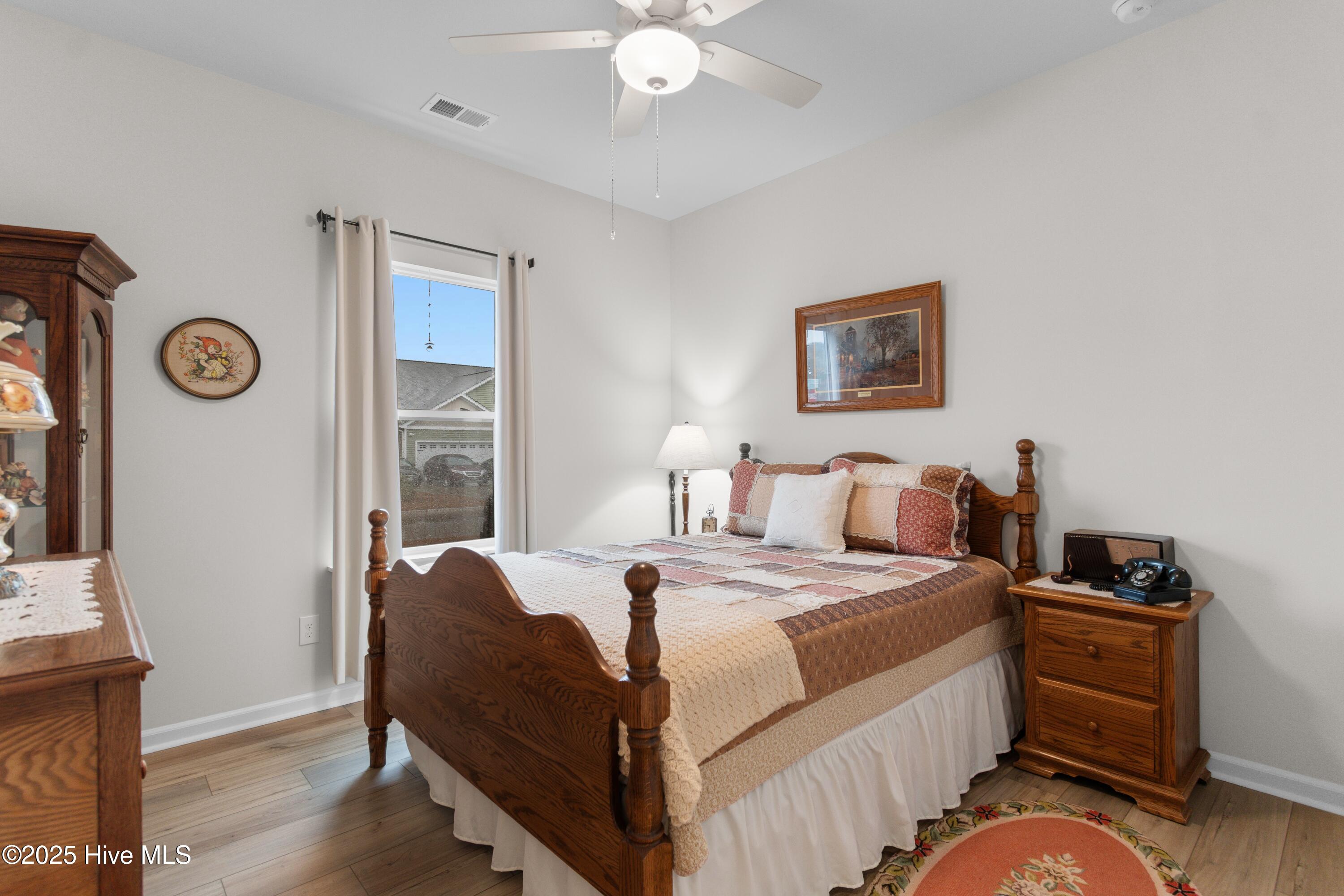 100543949 | Photo 19