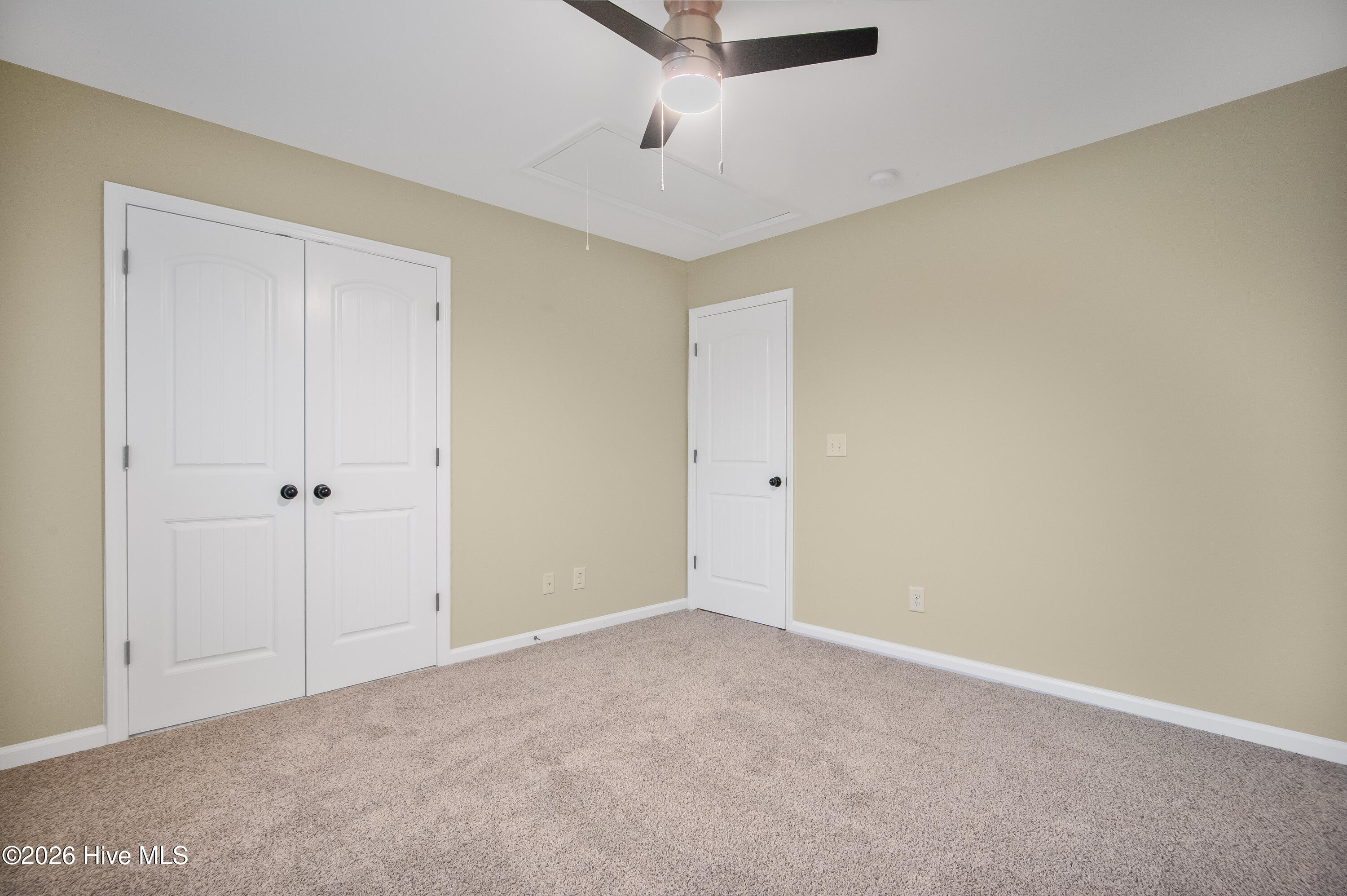 100545678 | Photo 47