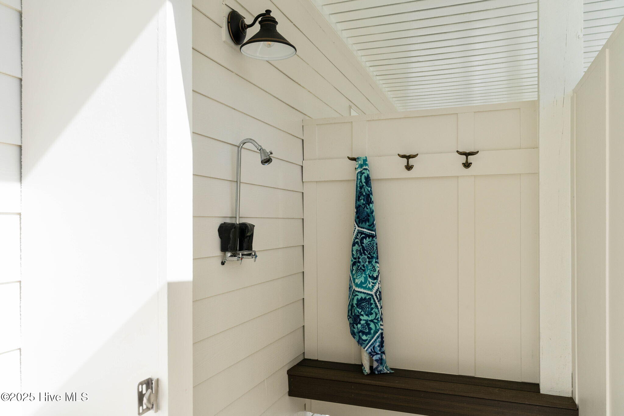 100516902 | Photo 90