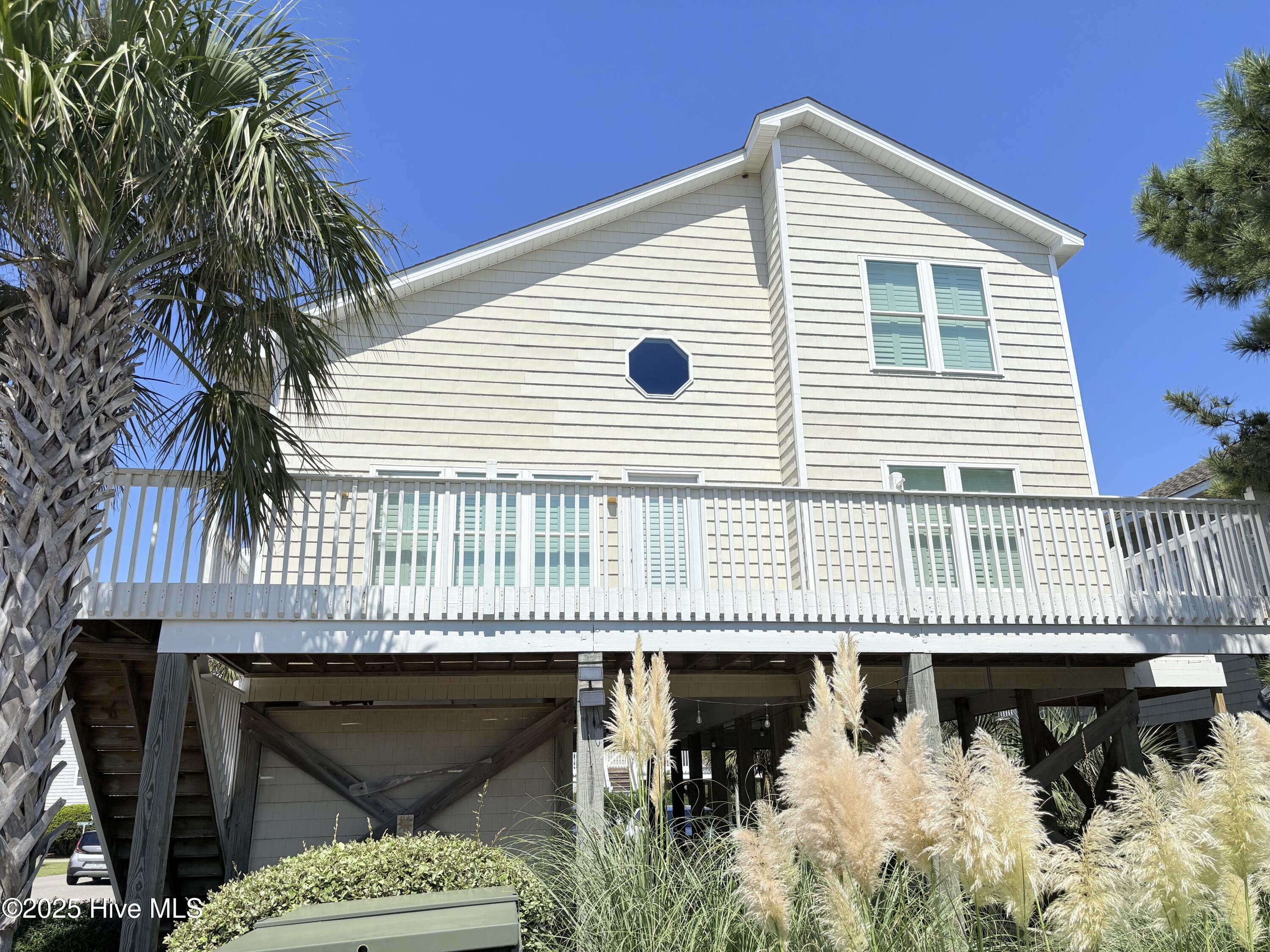 100529458 | Photo 13