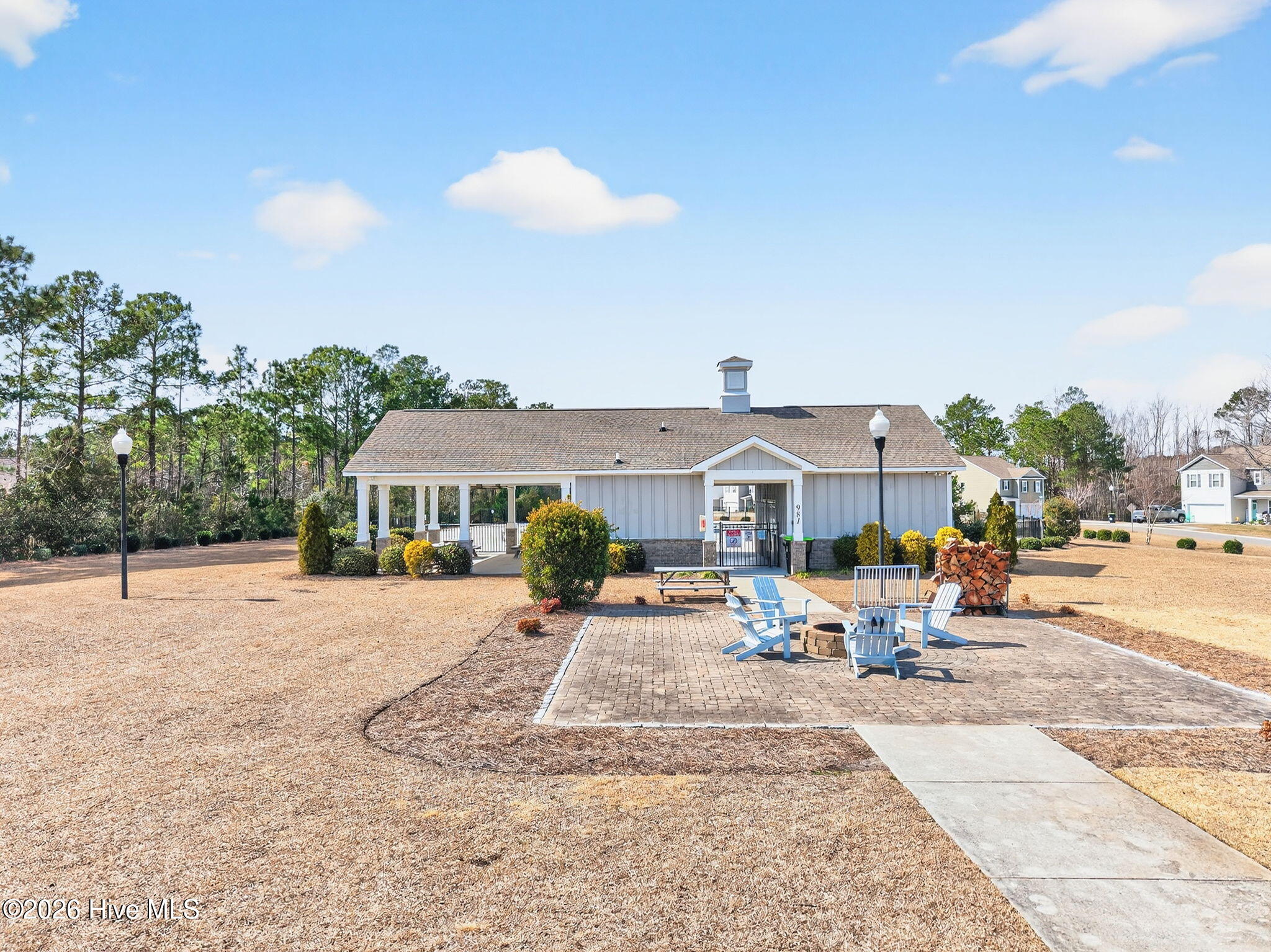 100556971 | Photo 46