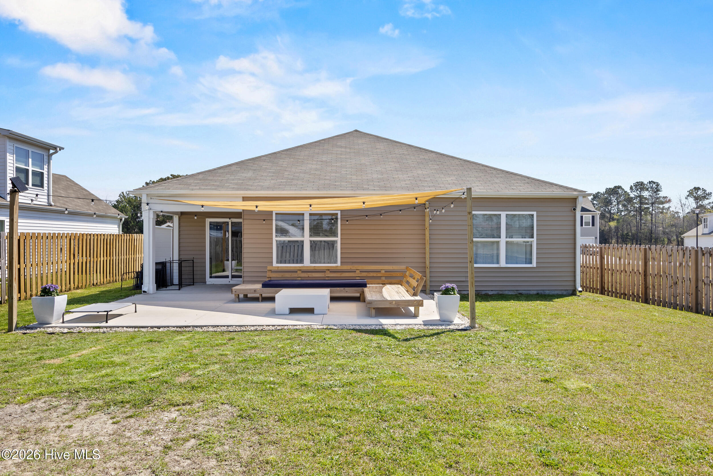 100562687 | Photo 37