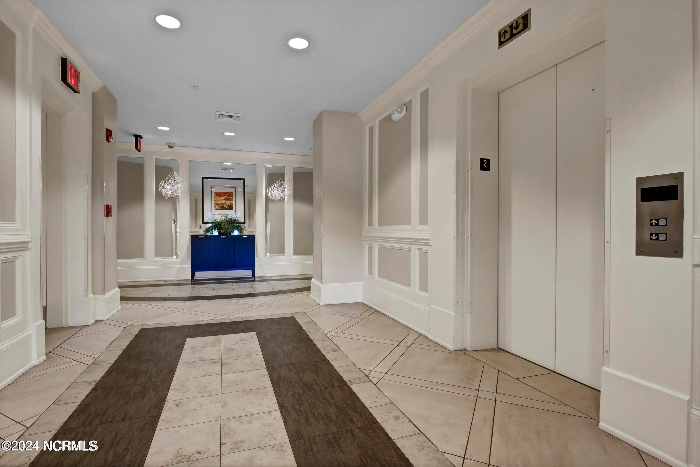 100537337 | Photo 10