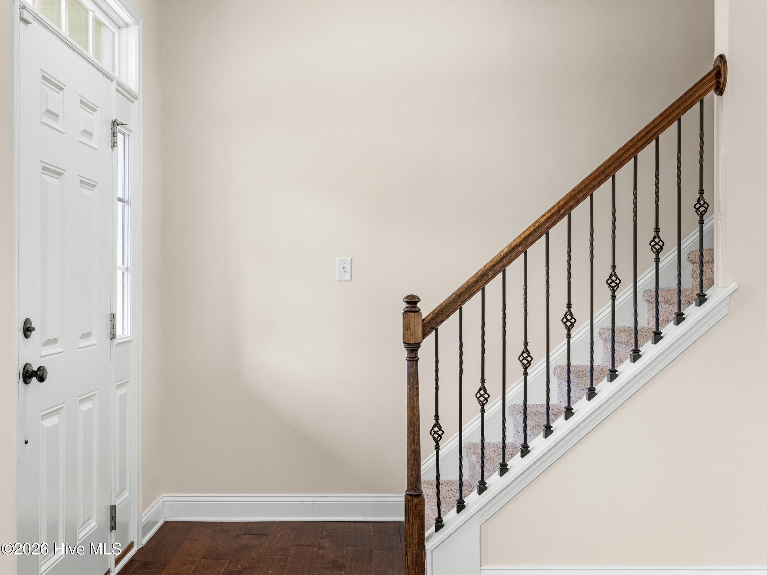 100548772 | Photo 11