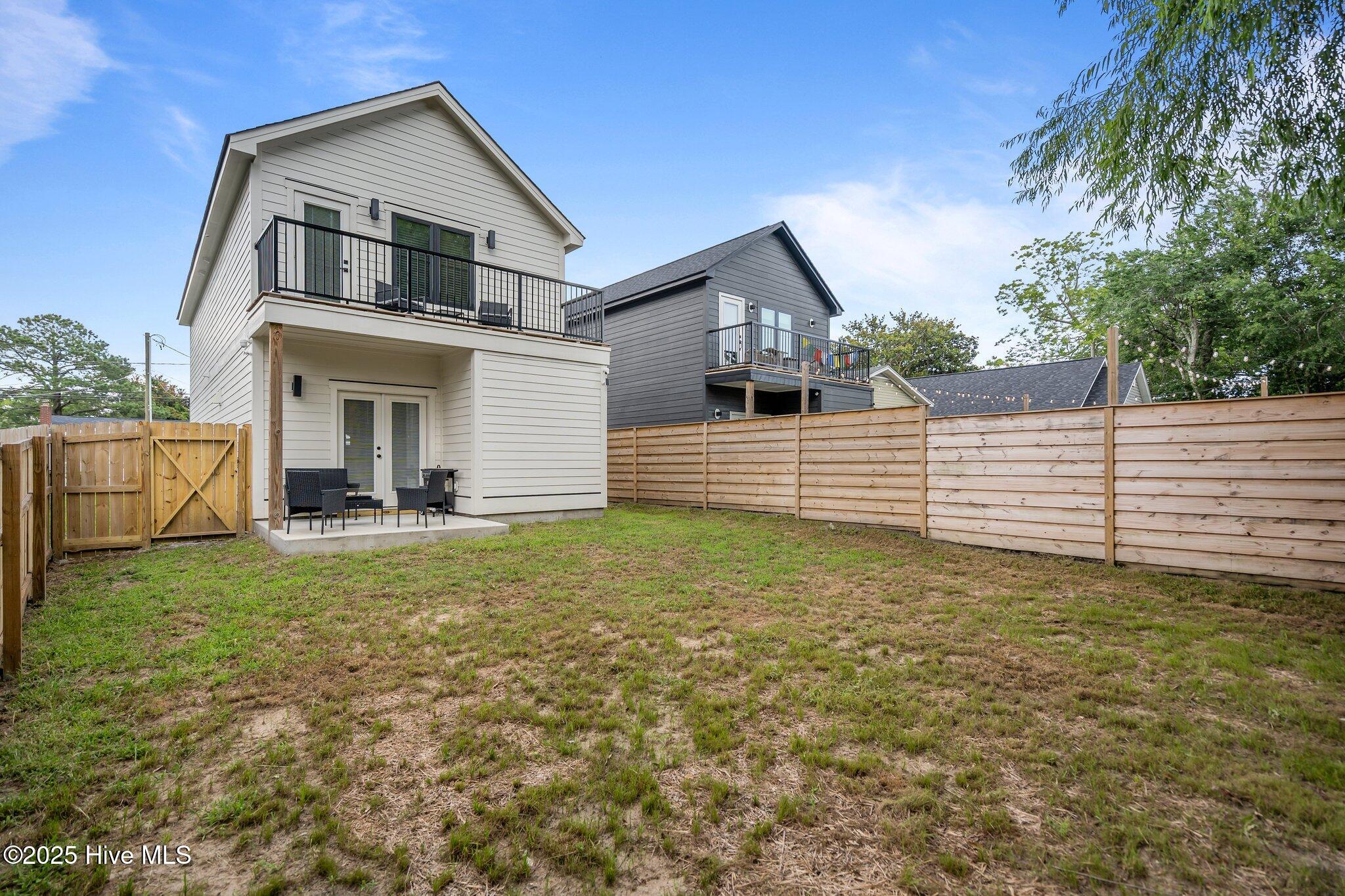 100536872 | Photo 44