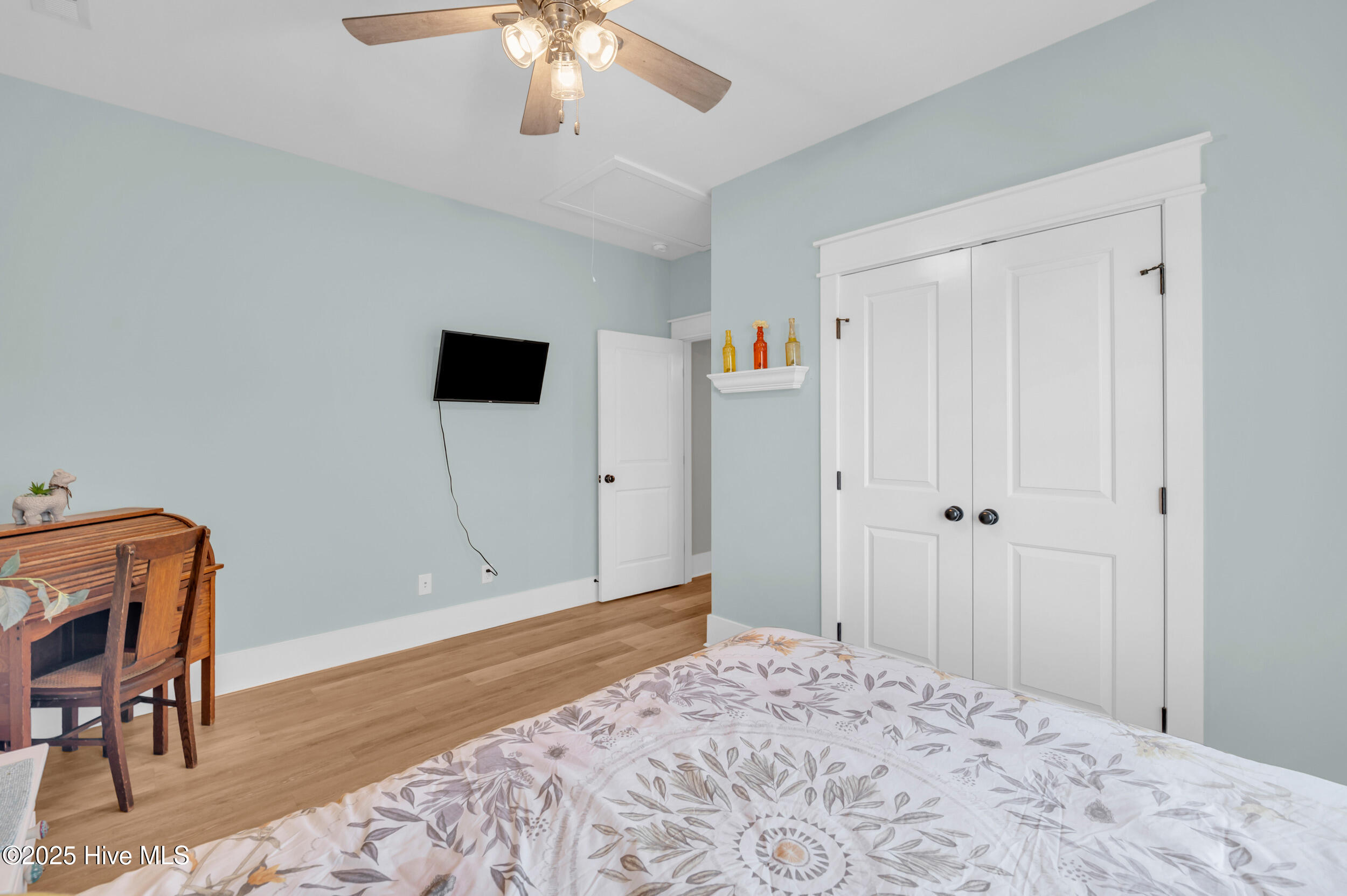 100543268 | Photo 37