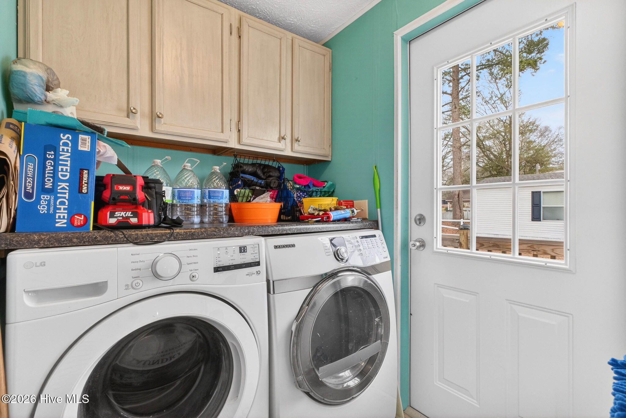 100557297 | Photo 25