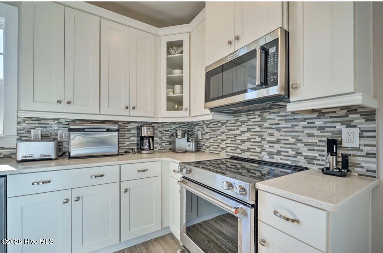 100563355 | Photo 14