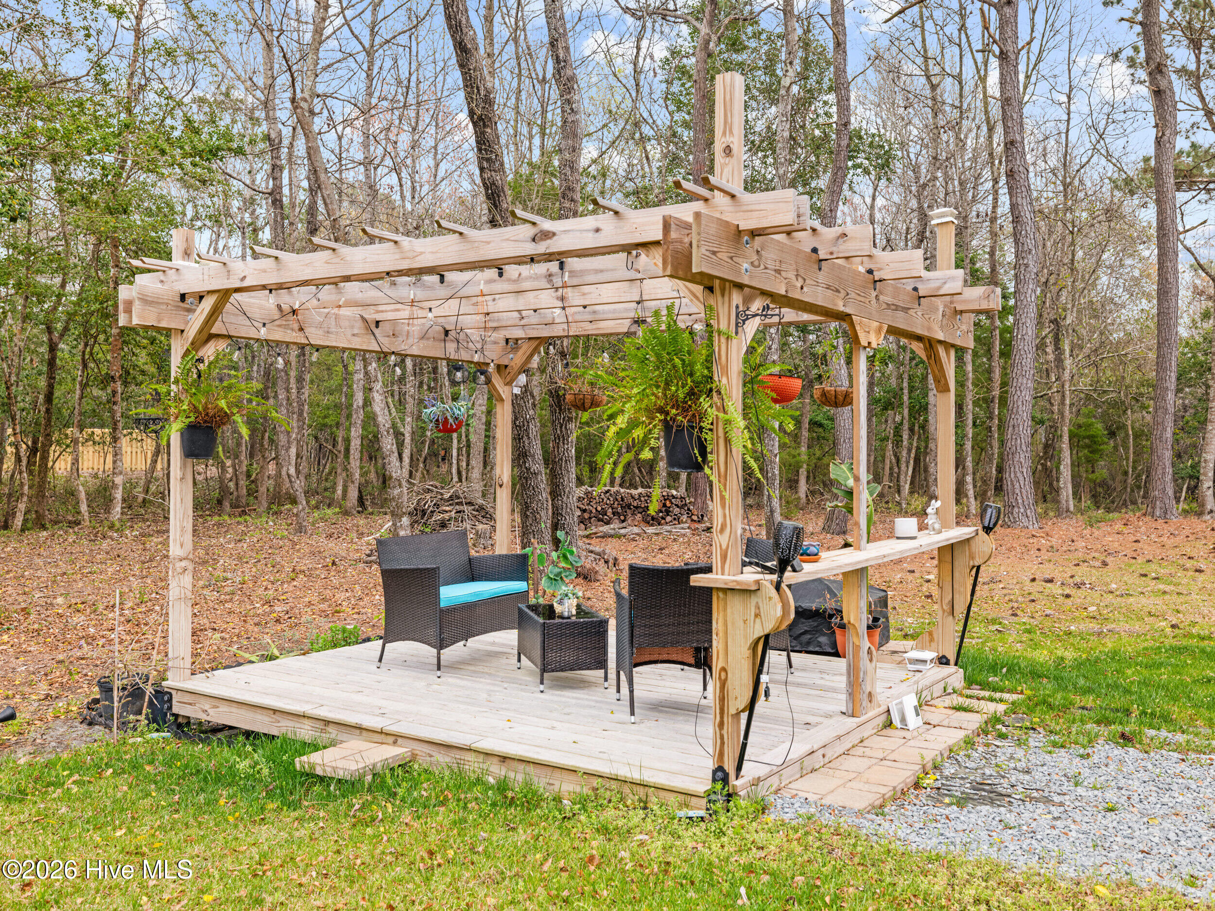 100562938 | Photo 49