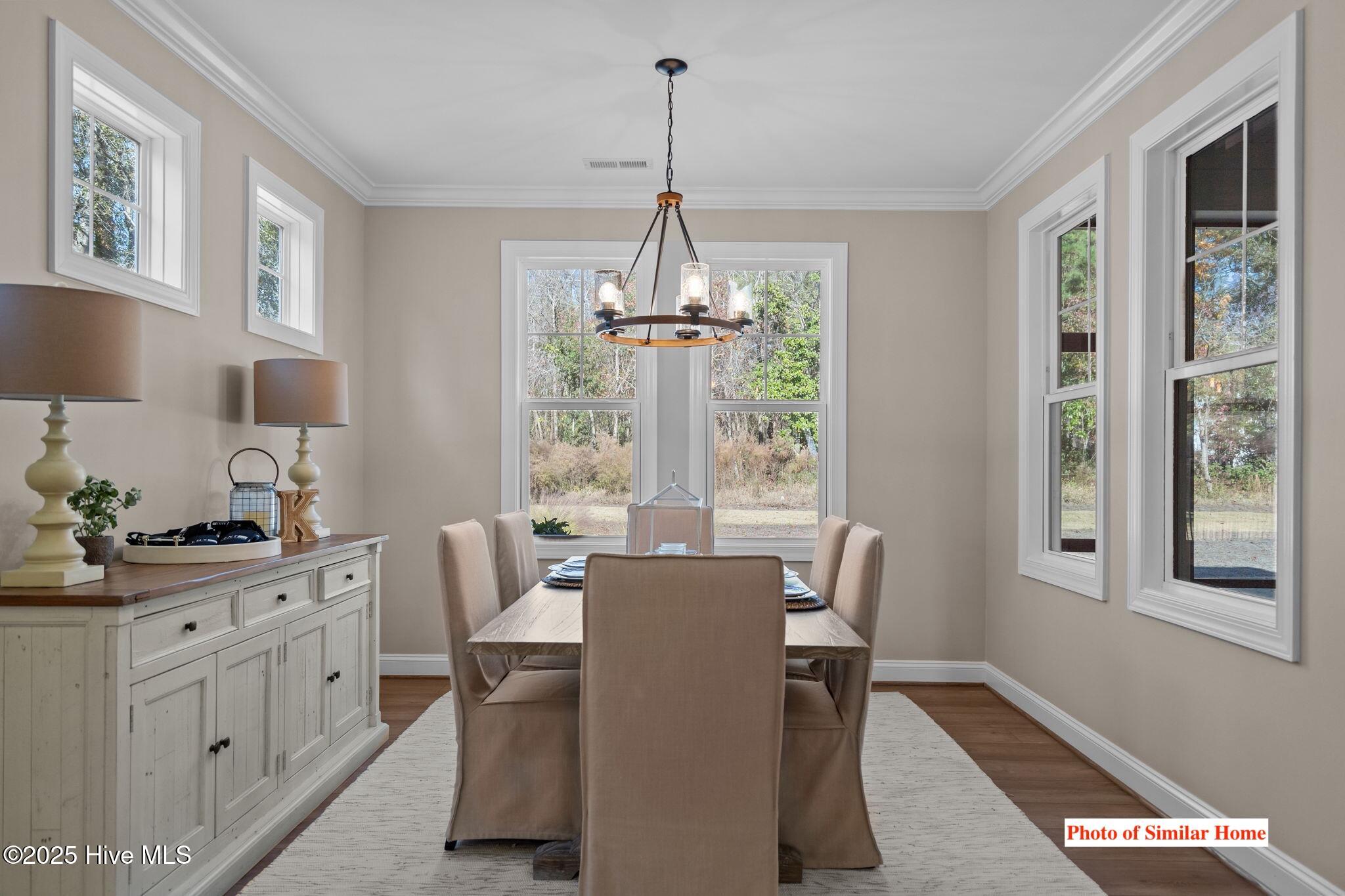 100545835 | Photo 22