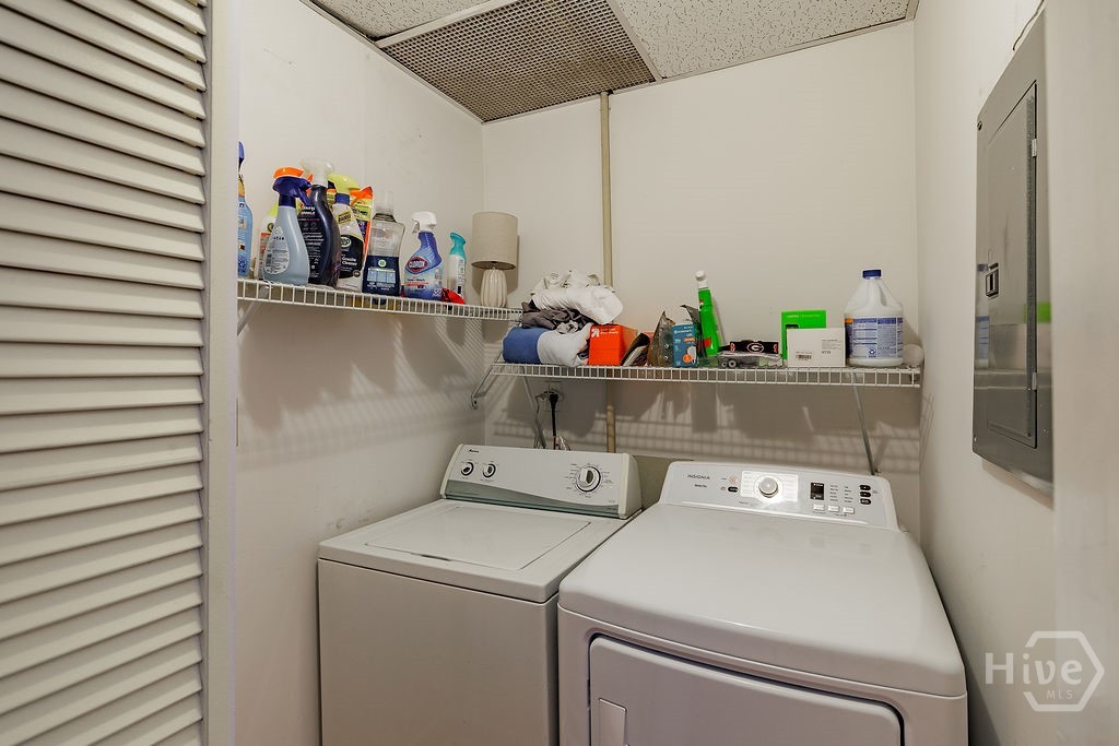 247 E Washington Street 207