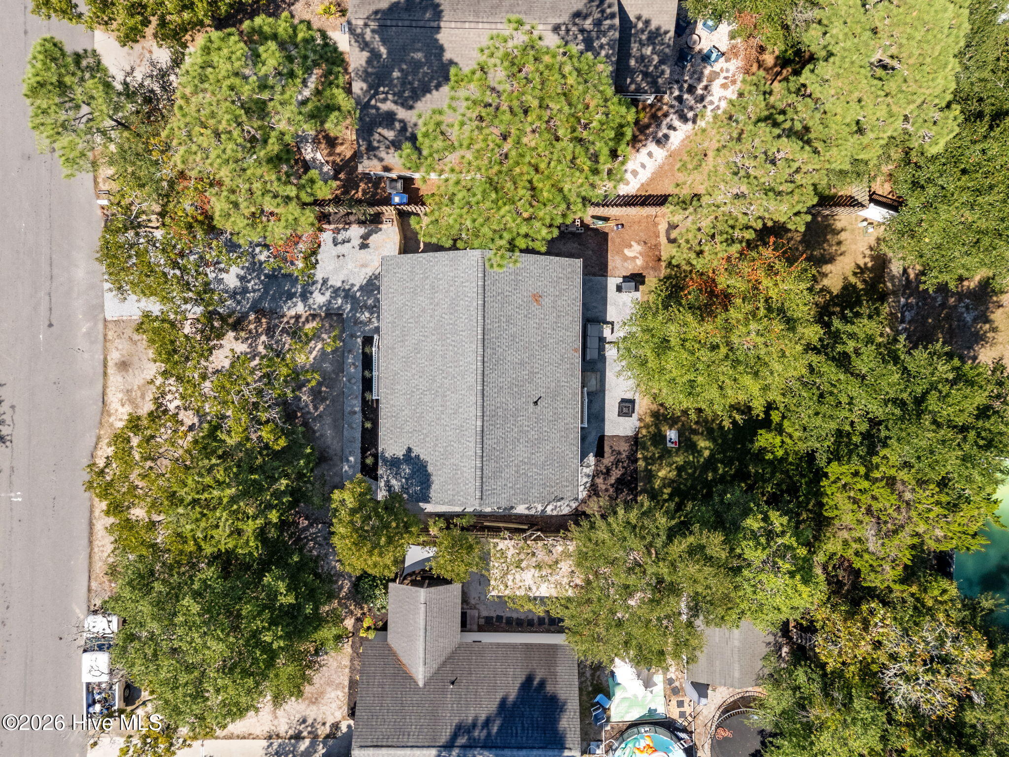 100563030 | Photo 55