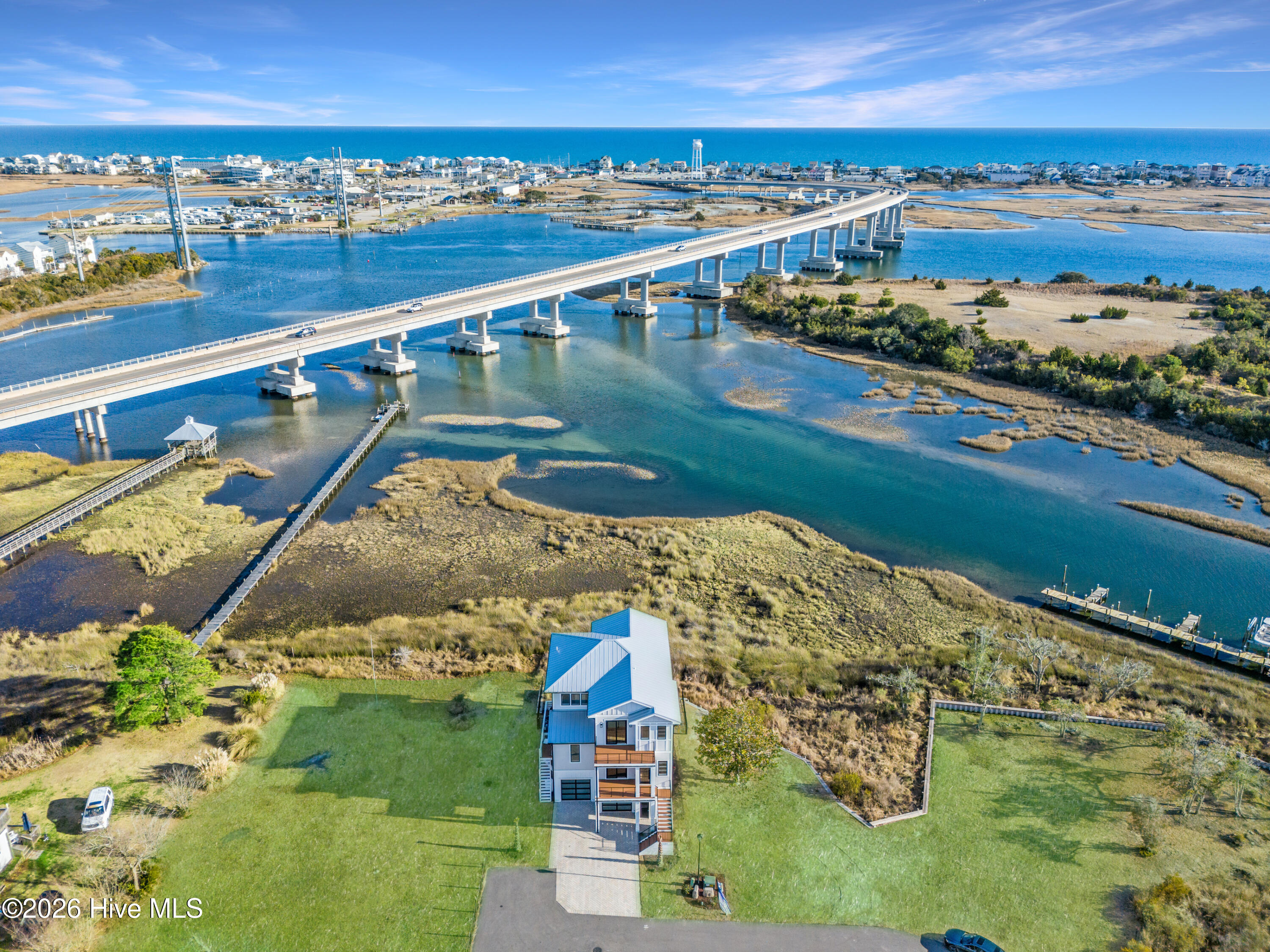 100556414 | Photo 66