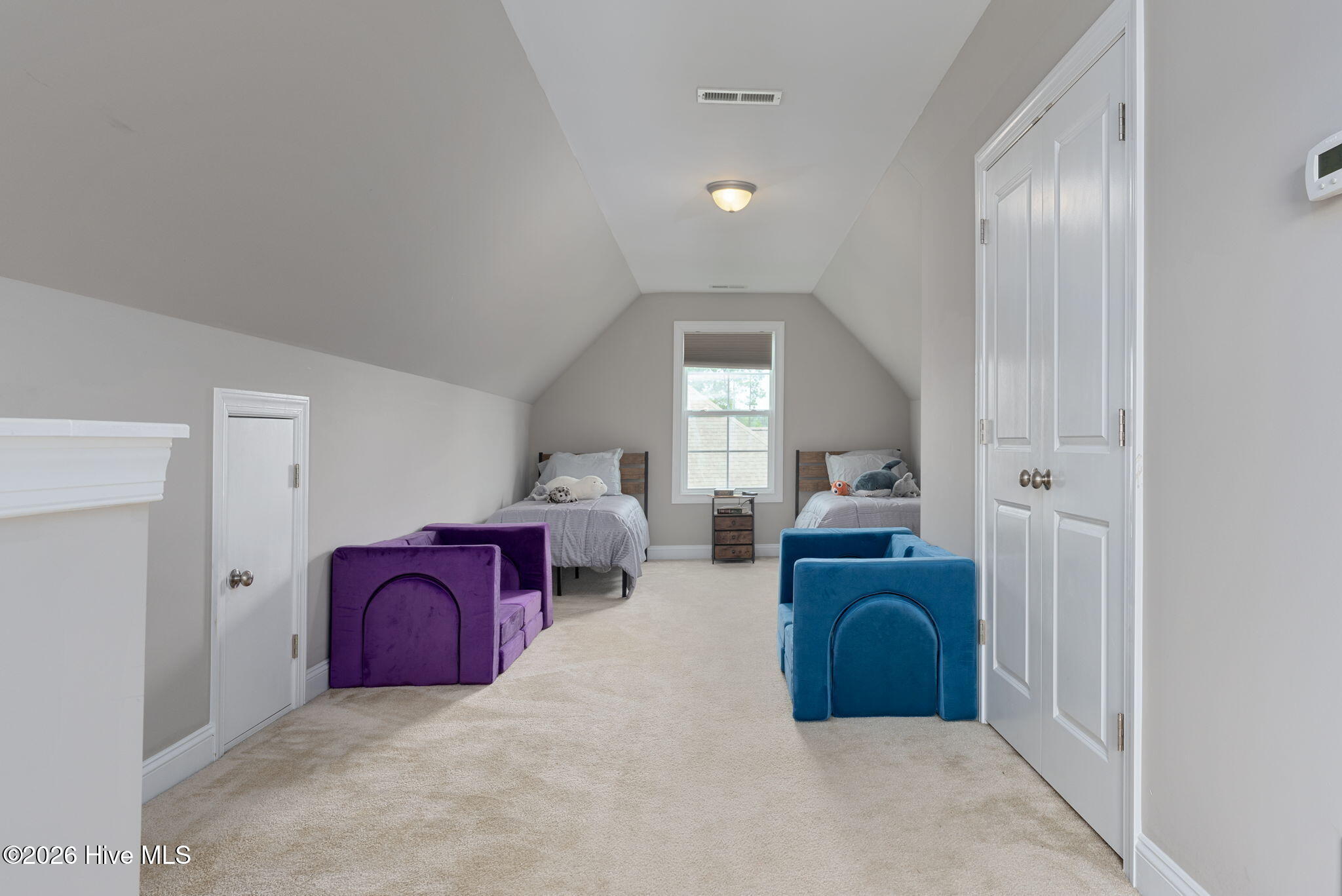 100550807 | Photo 39