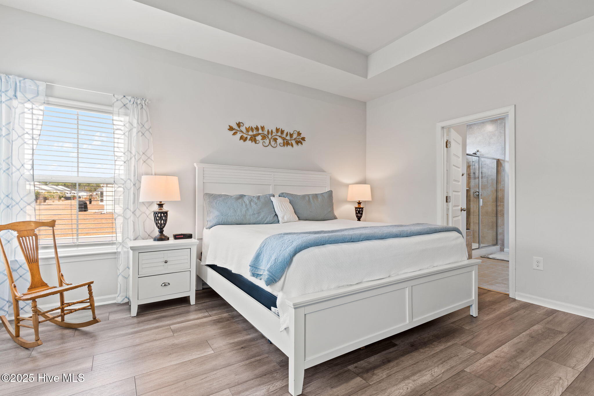 100545936 | Photo 19