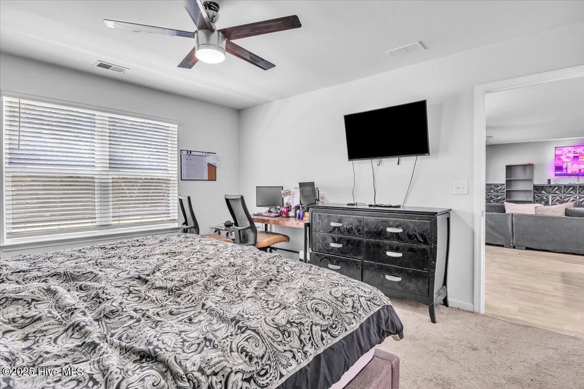 100538073 | Photo 17