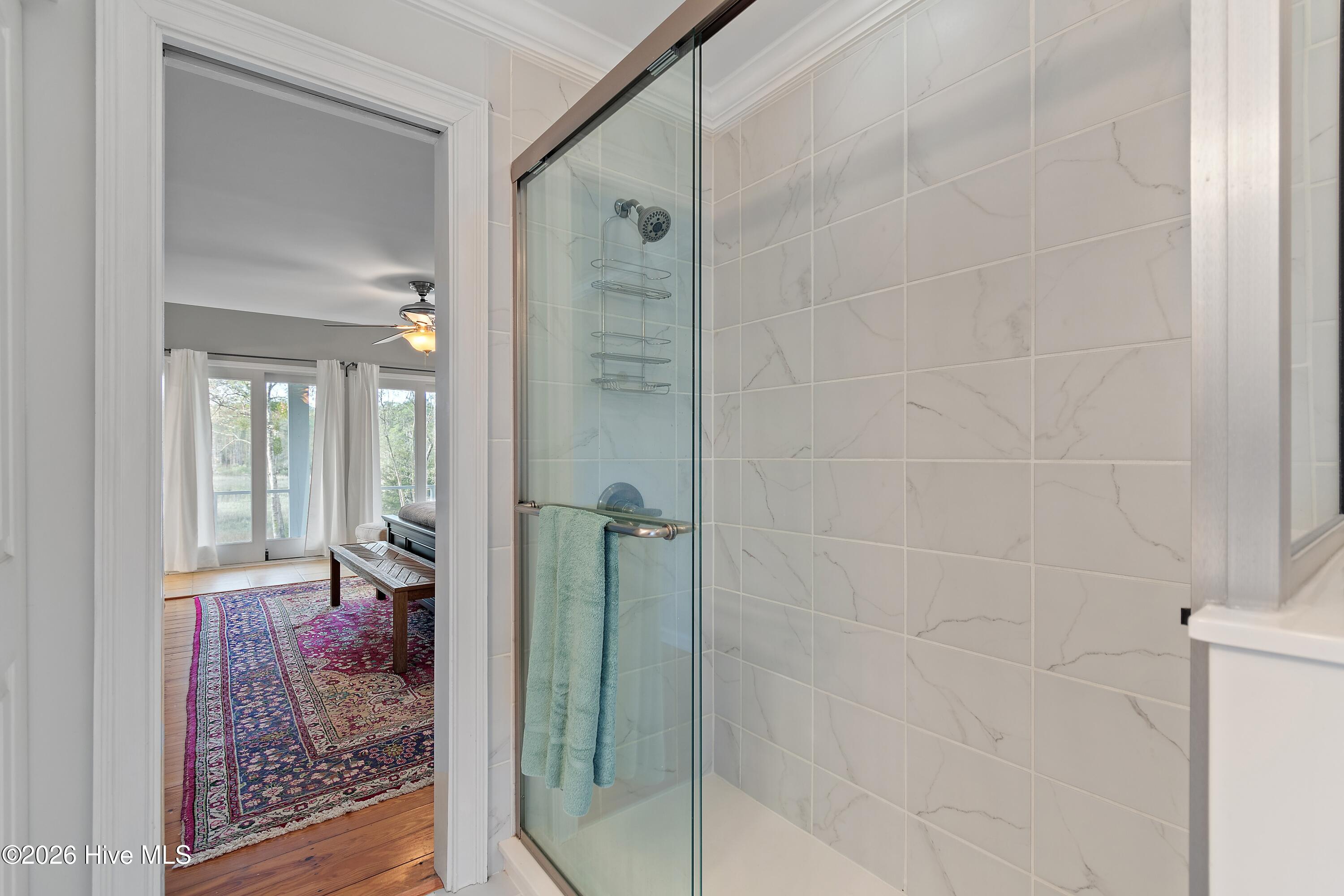 100564312 | Photo 26