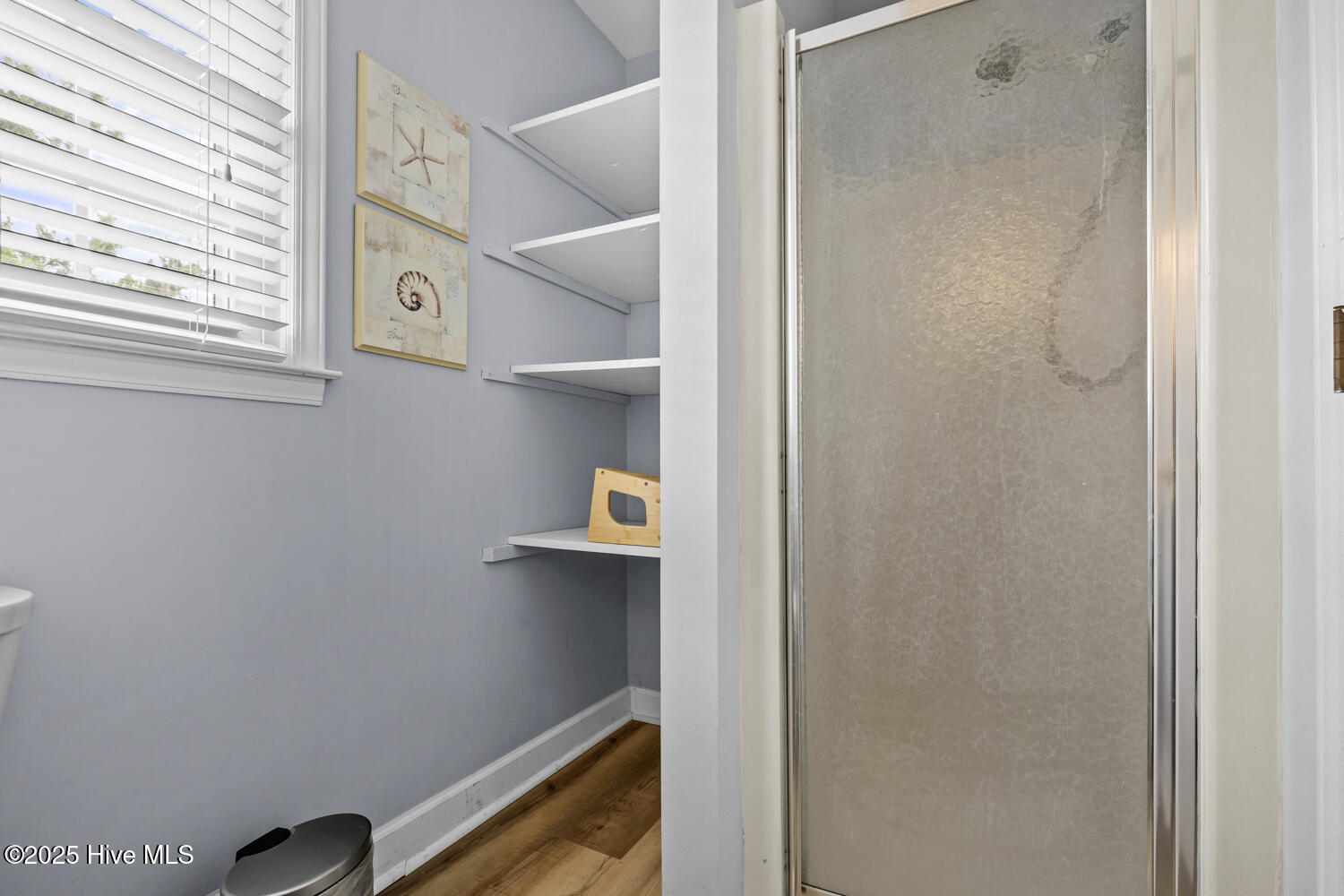 100525071 | Photo 26