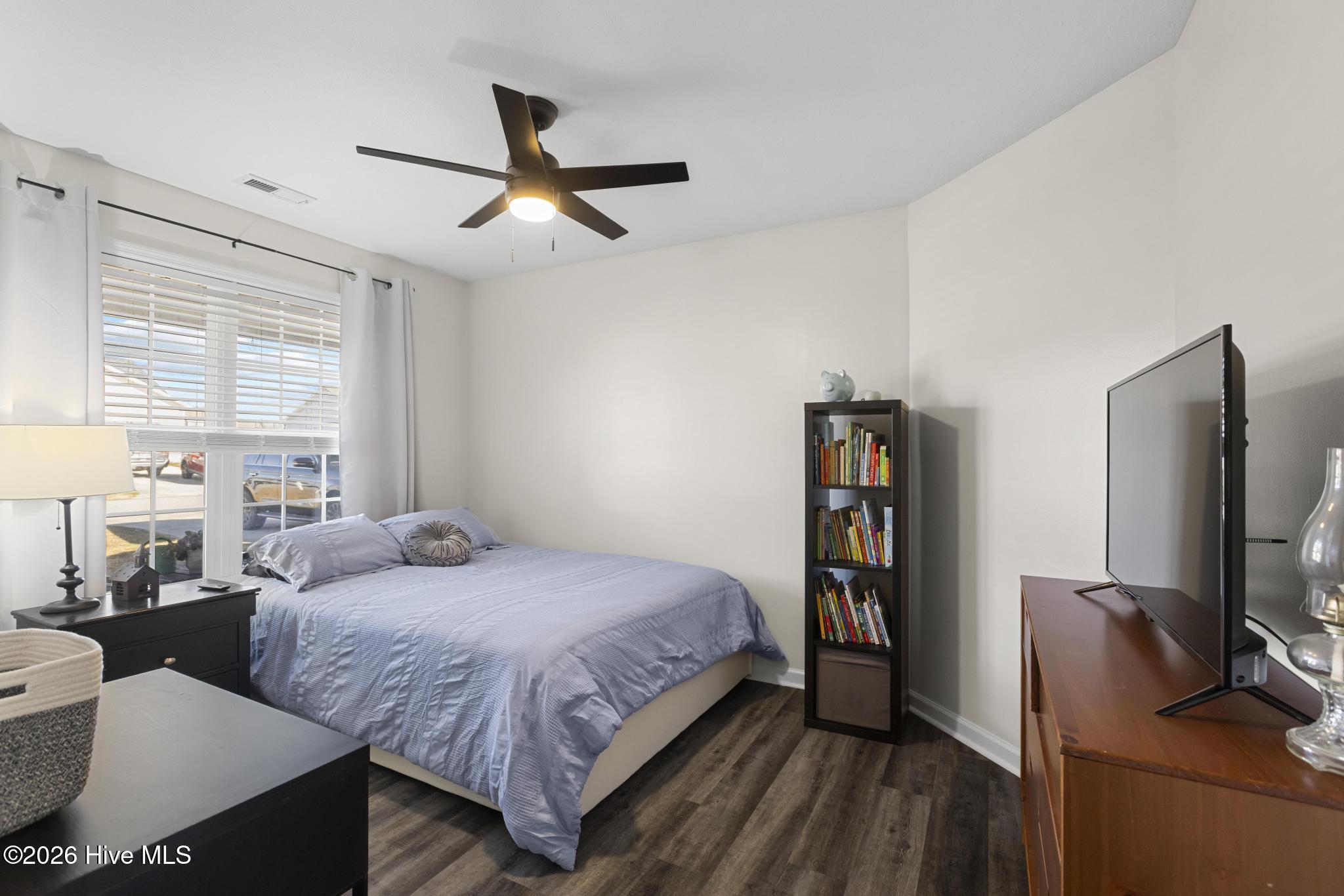 100552473 | Photo 21