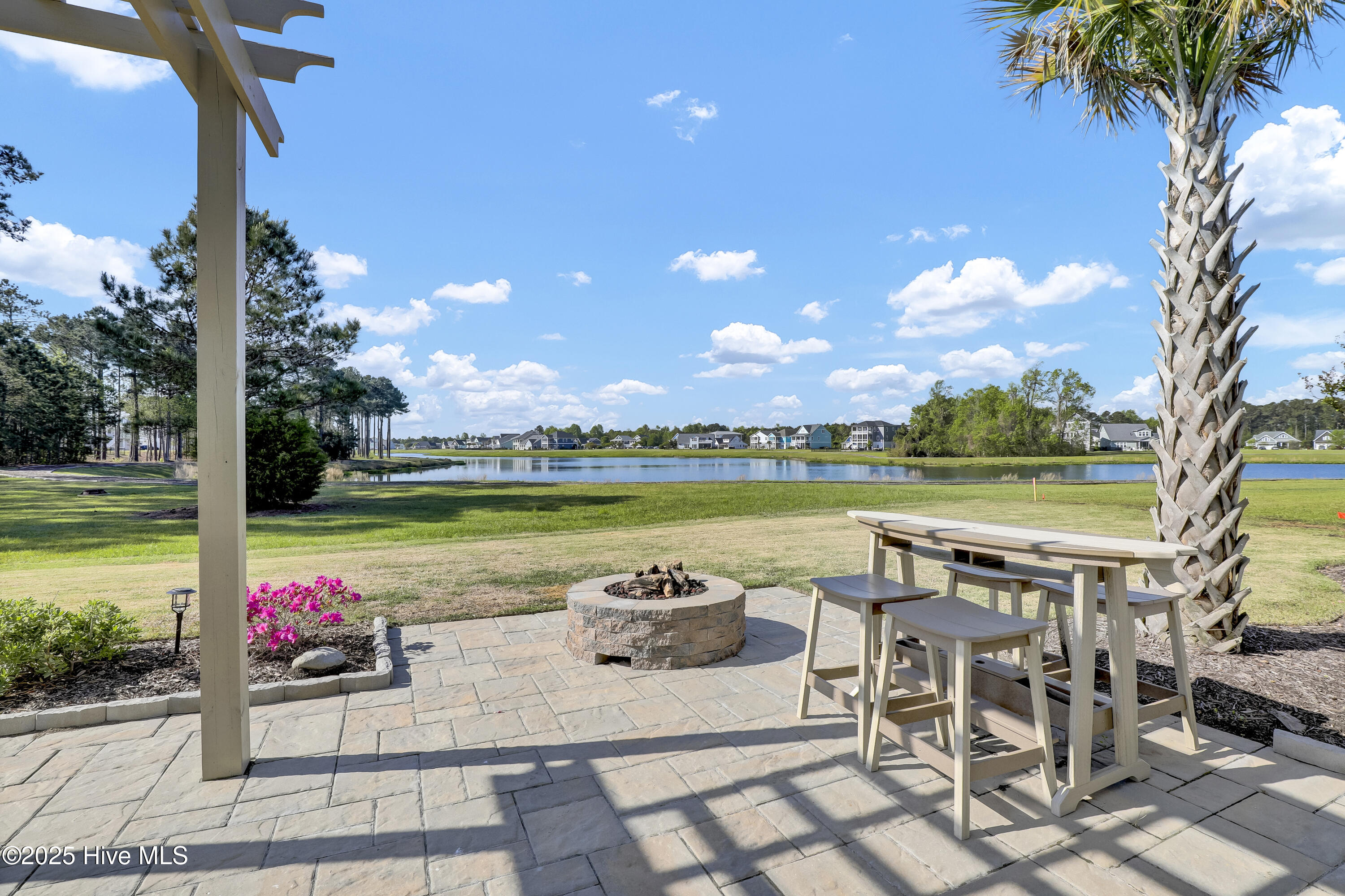 100565808 | Photo 30