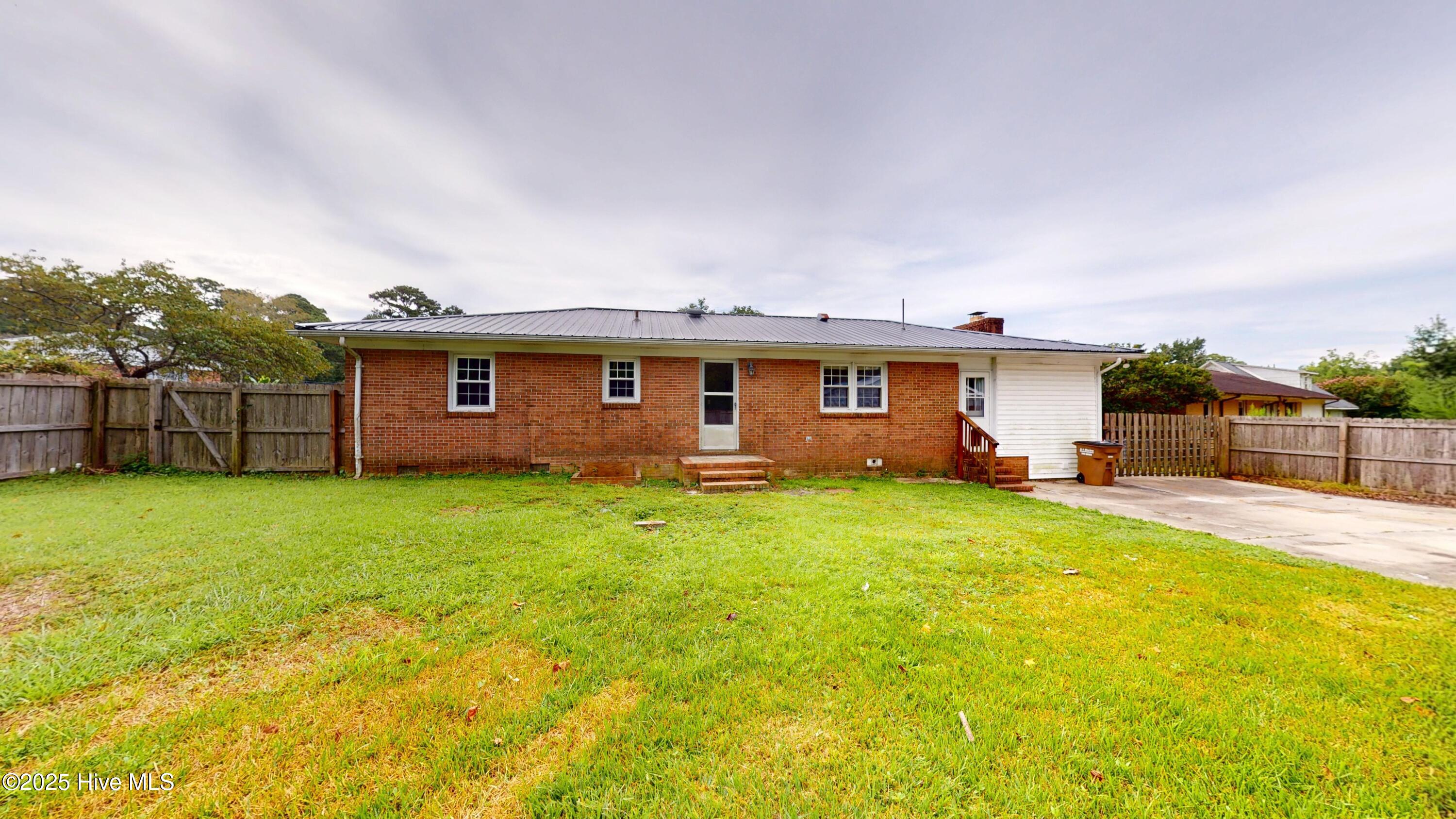 1023 Oak Drive, Jacksonville, NC 28546 – photo 3: Rear View