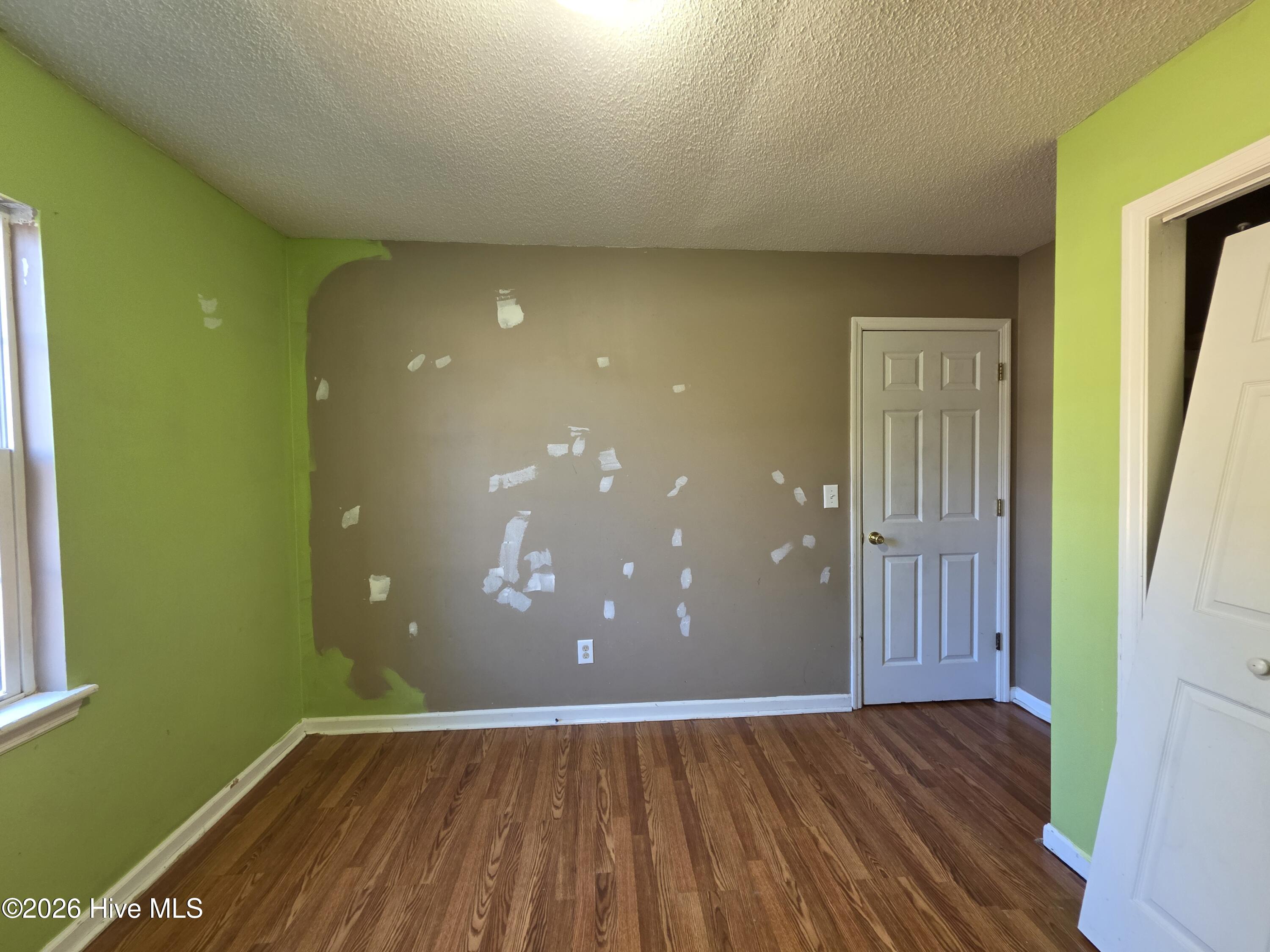 100556255 | Photo 28