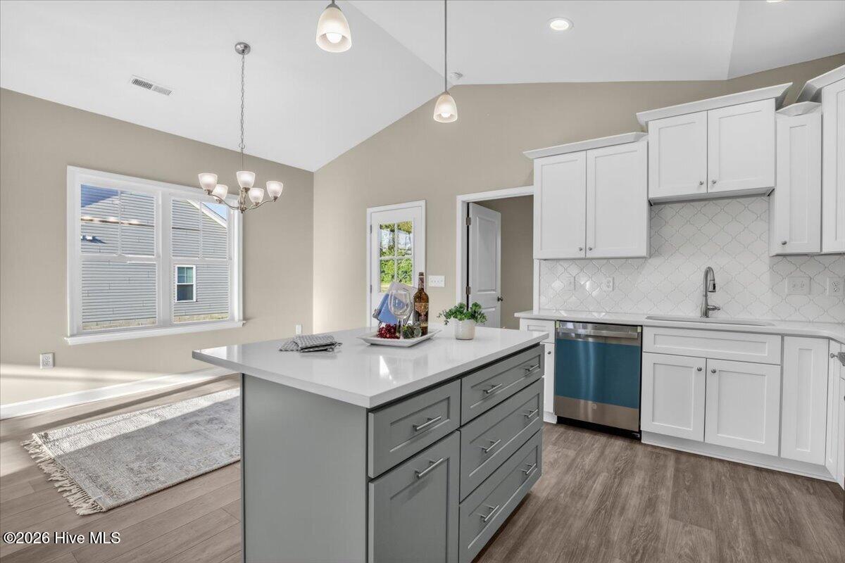 19-106 Sagewood Dr-19