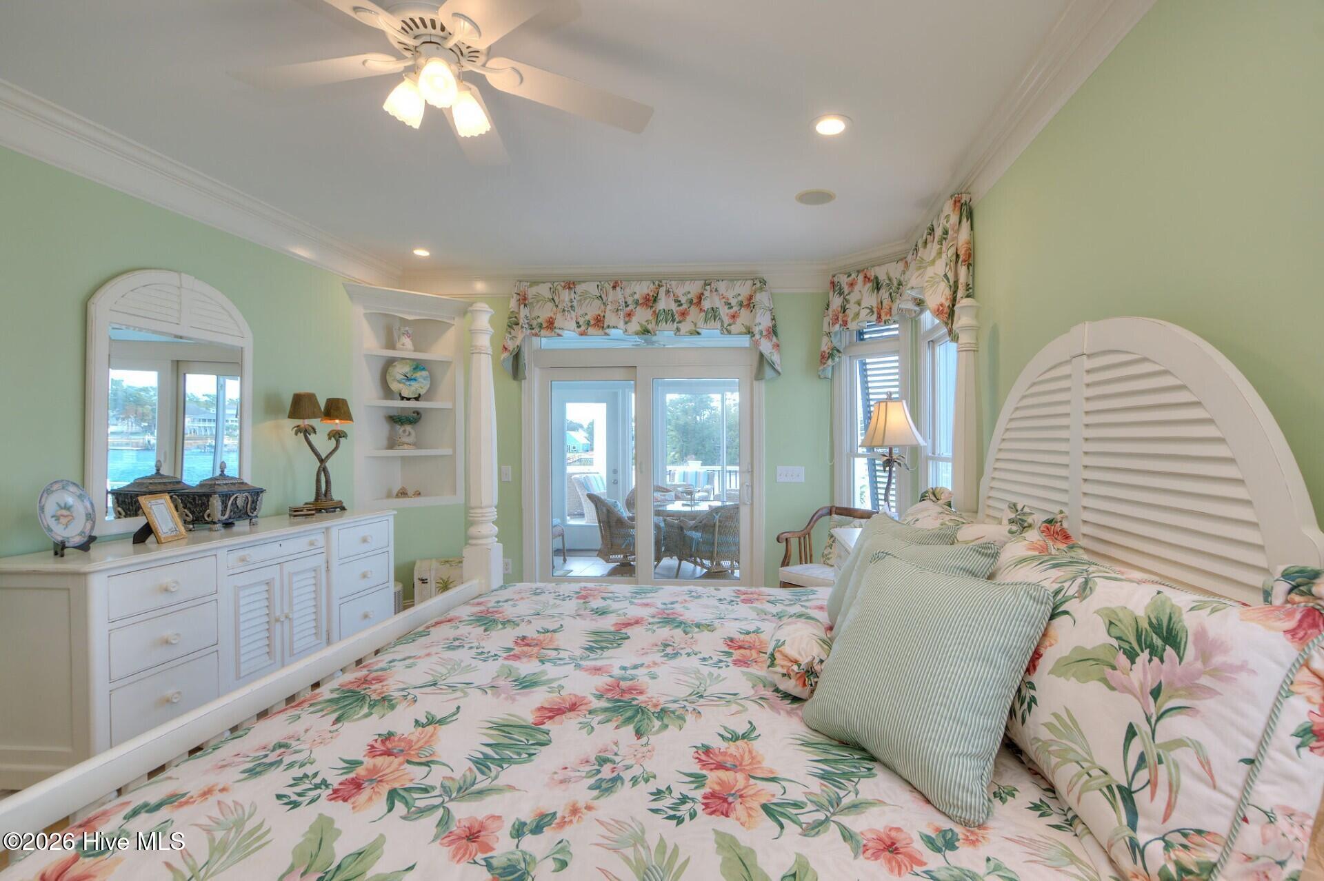 100553459 | Photo 68