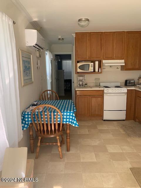 1740 White Oak River Road,Maysville