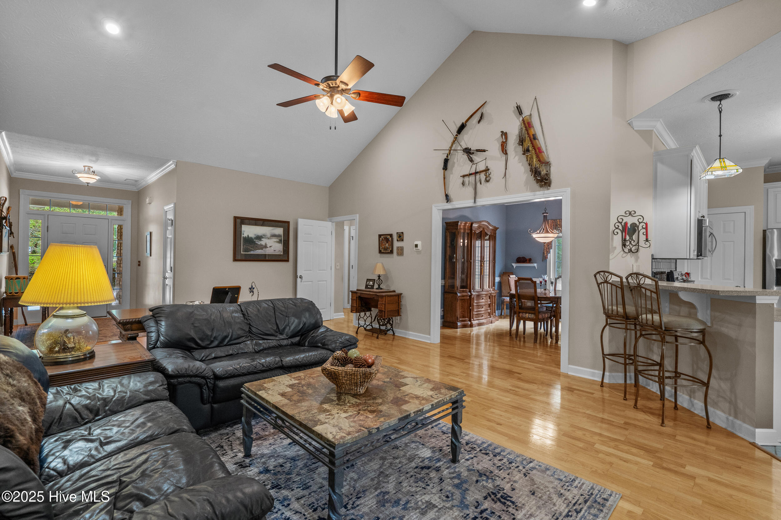 100508973 | Photo 11