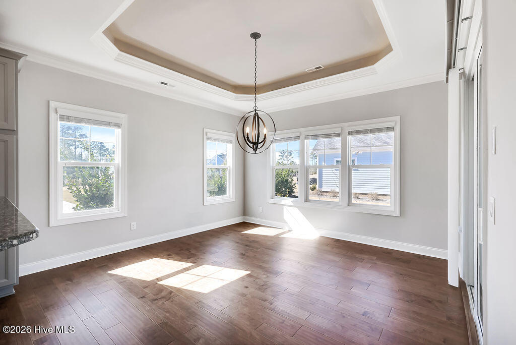 100555055 | Photo 15