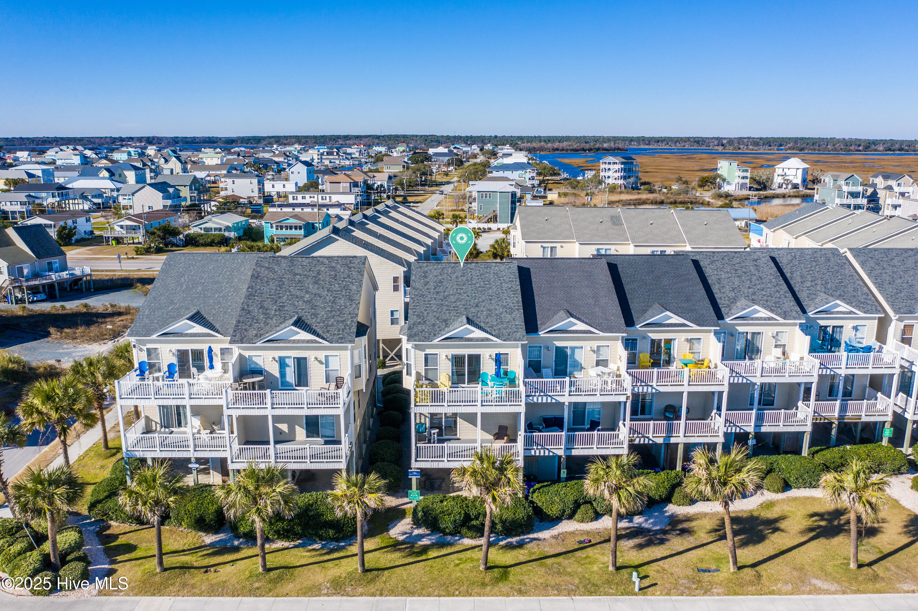 100535272 | Photo 10