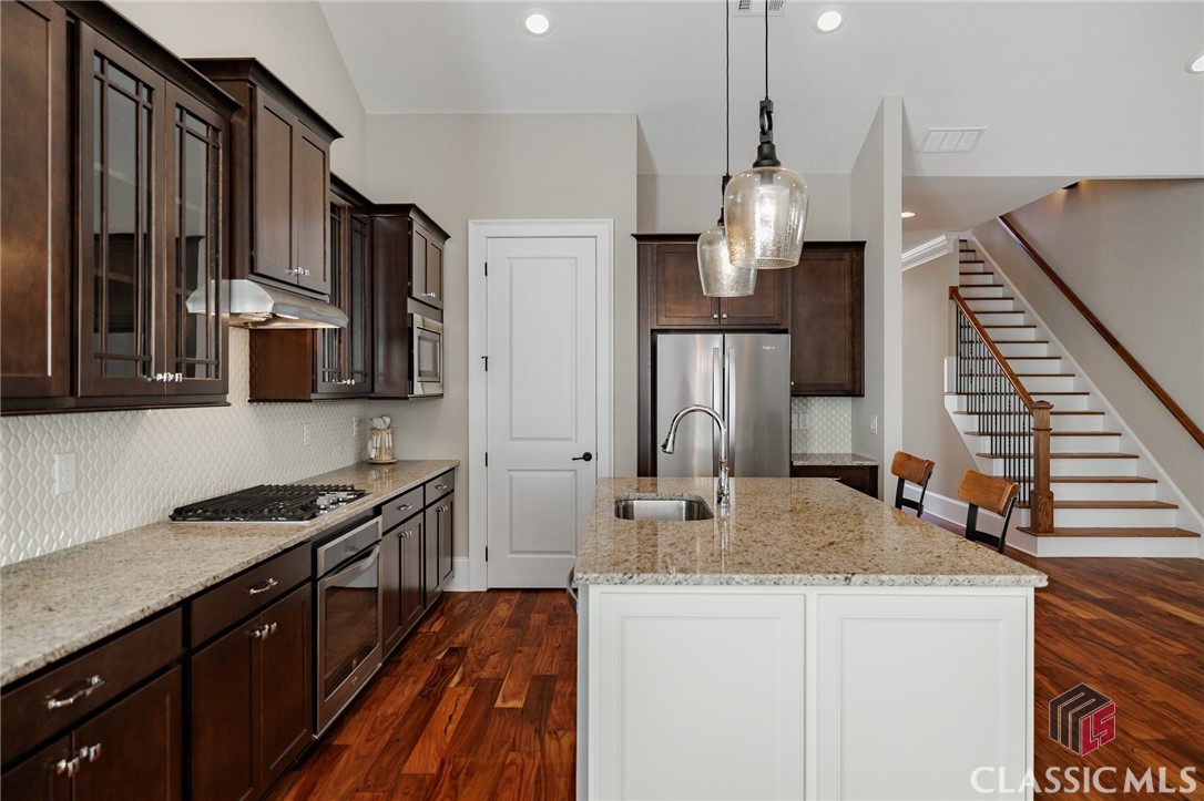 2990 Greenleffe Drive