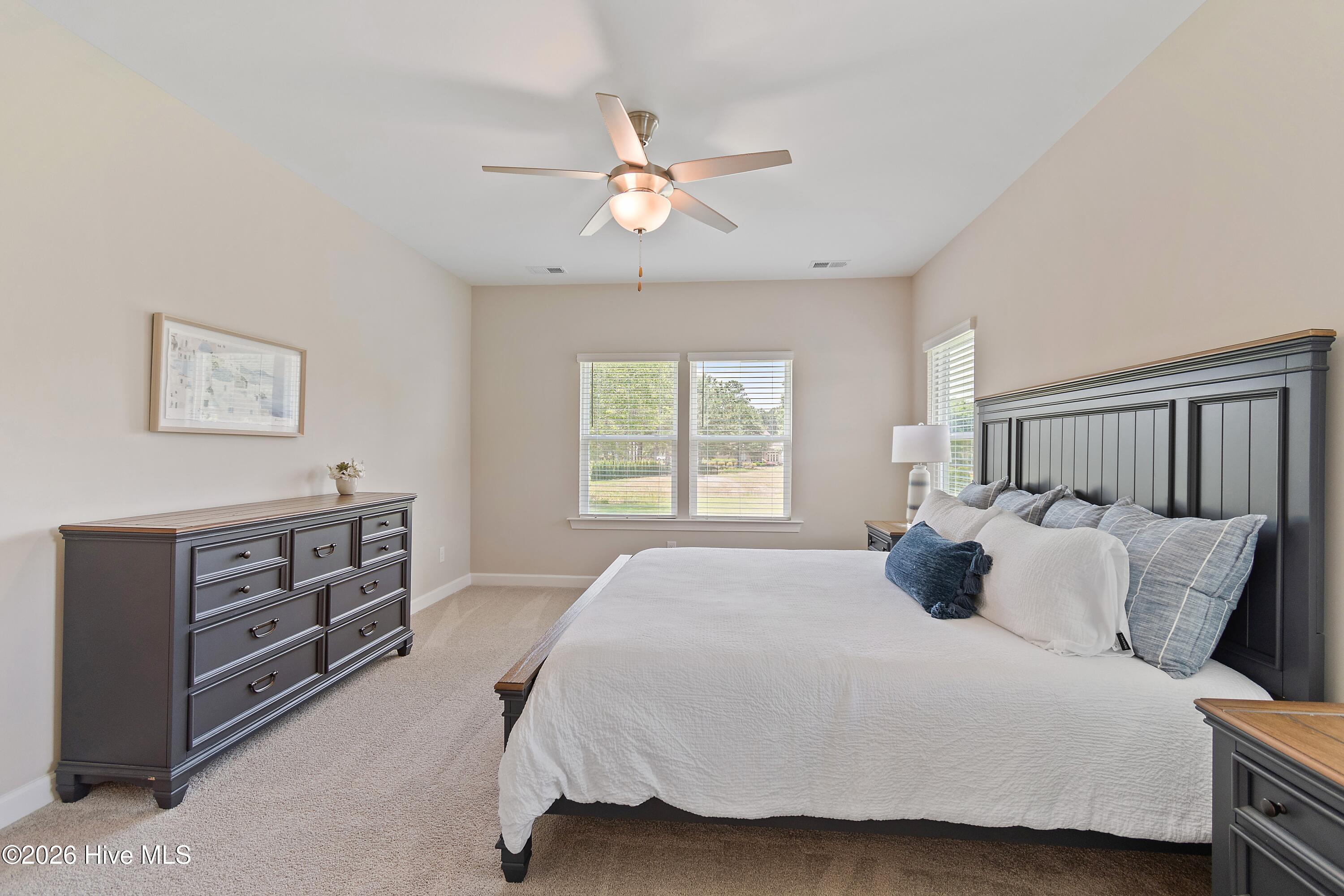 100578715 | Photo 32