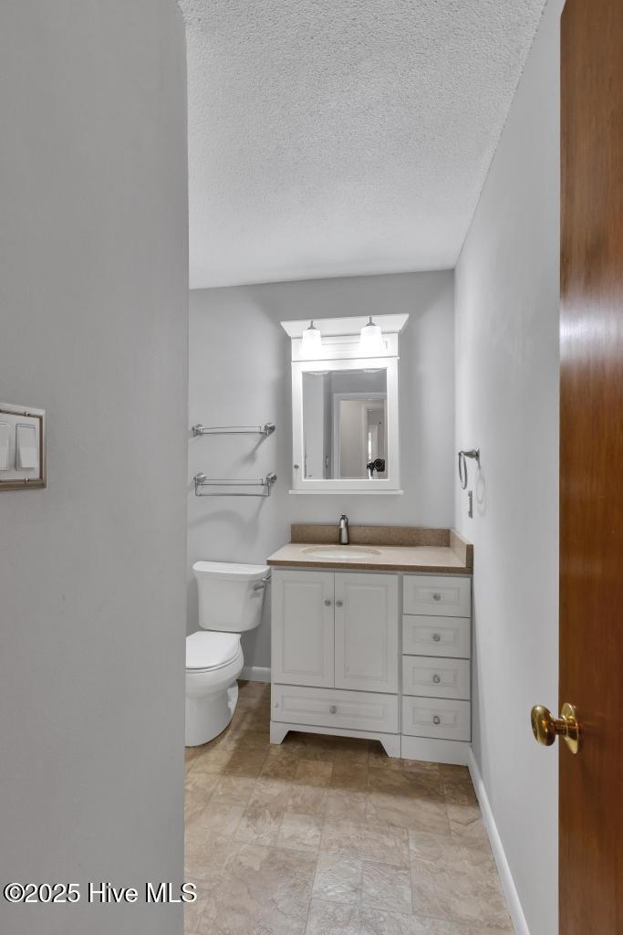 100530493 | Photo 26