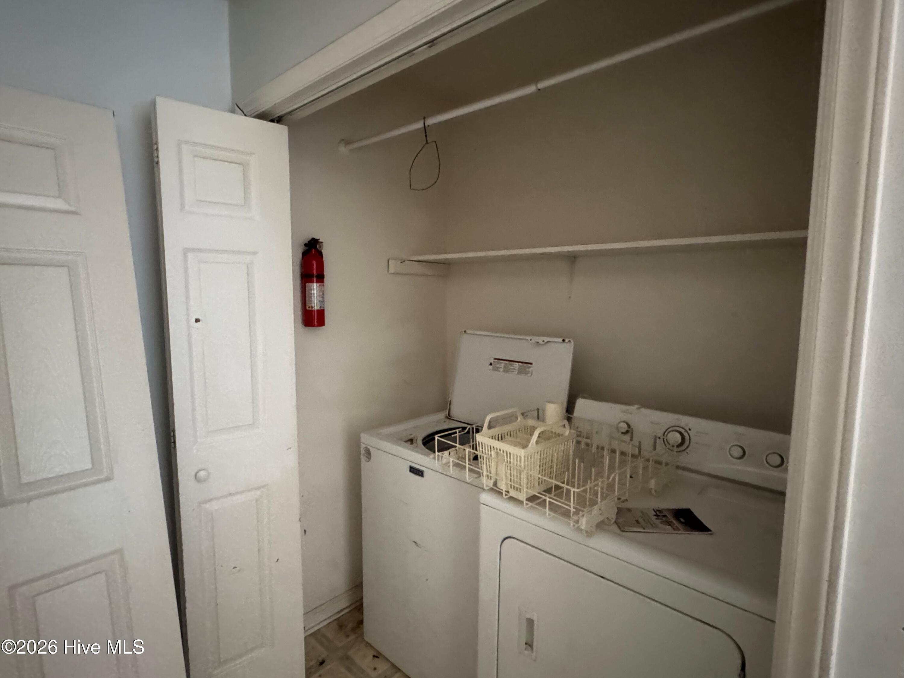 100561066 | Photo 18