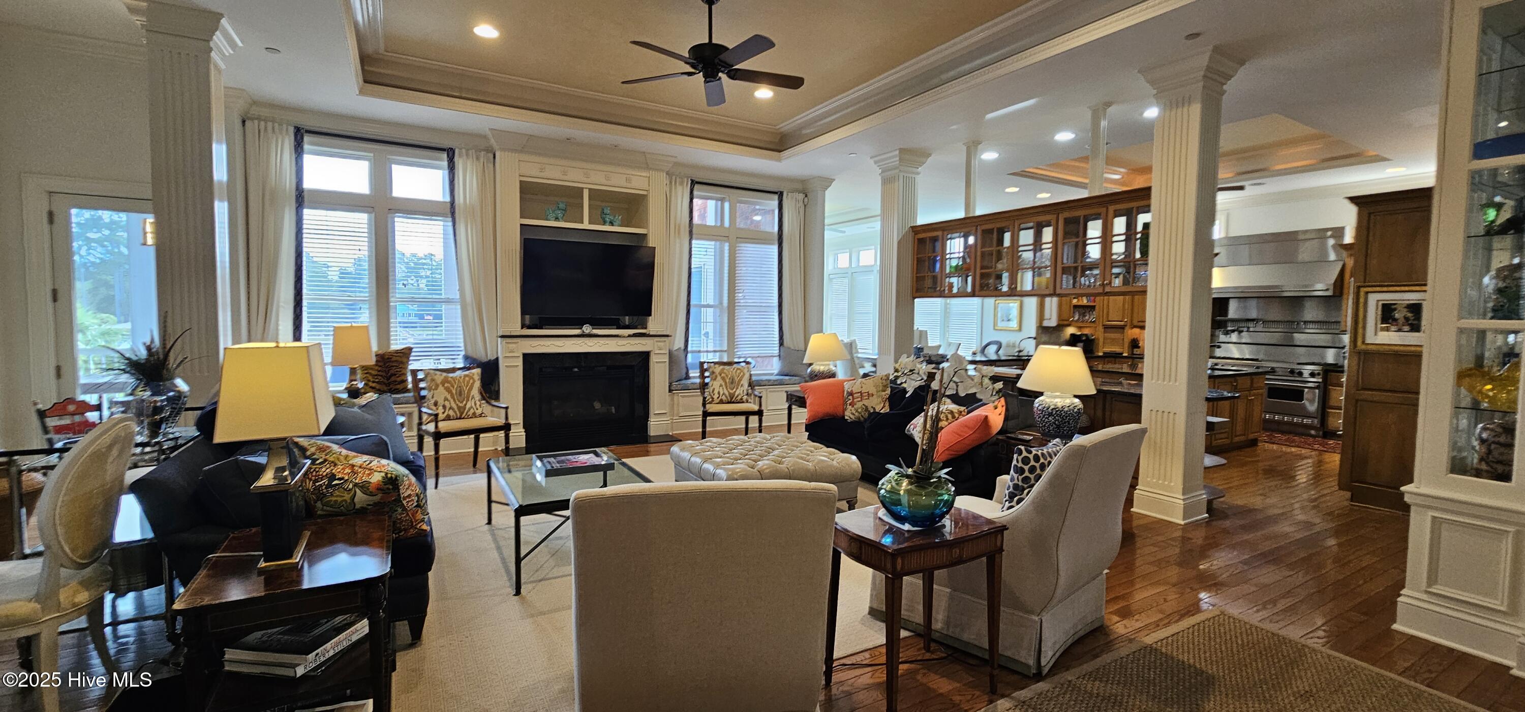 100542598 | Photo 19