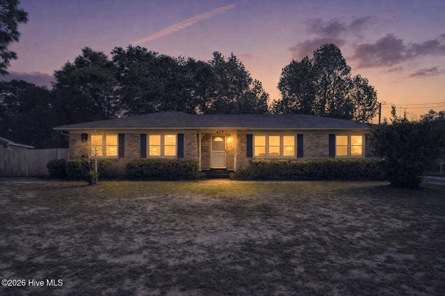 100566296 | Photo 34