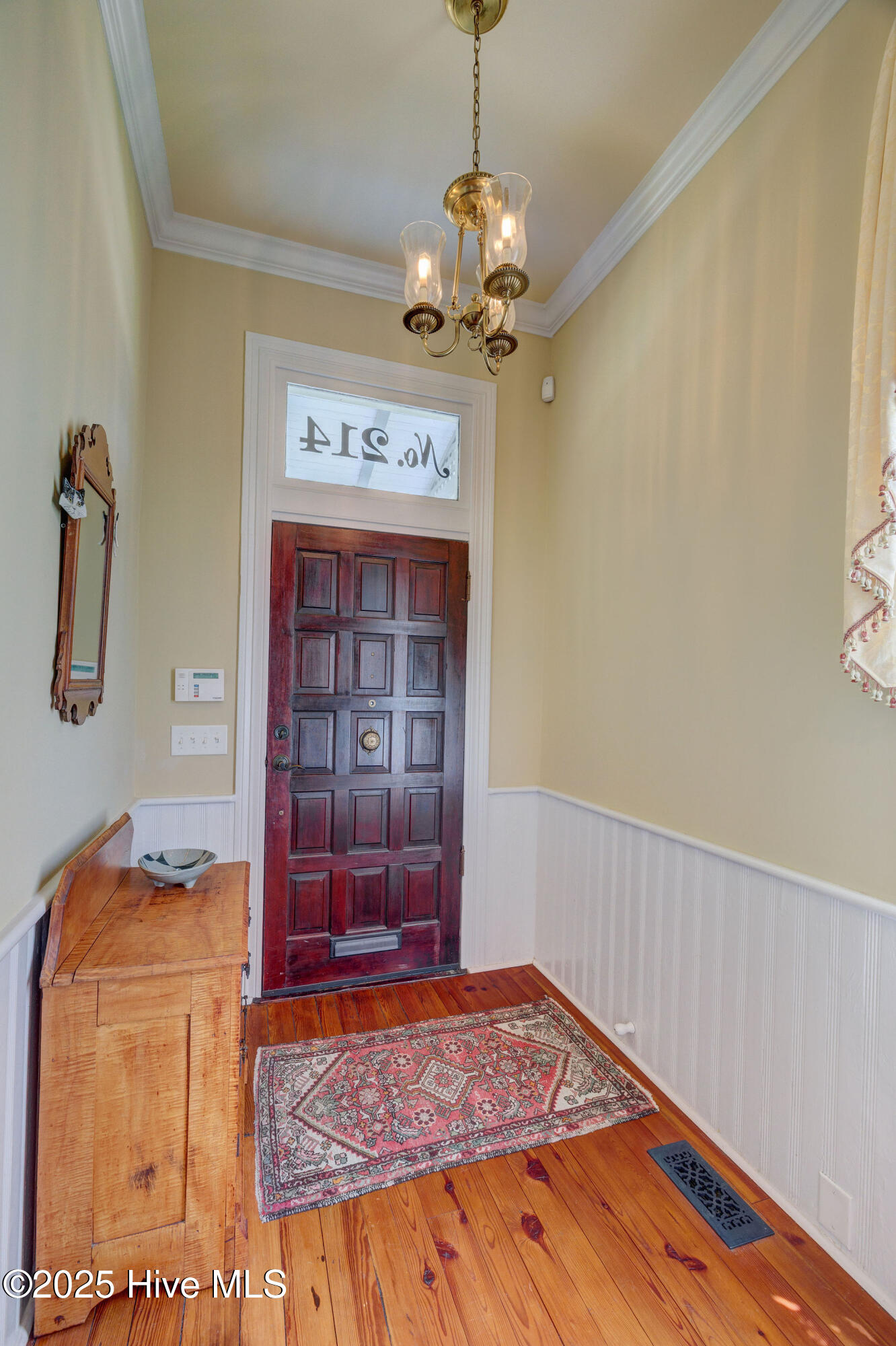 100515844 | Photo 40