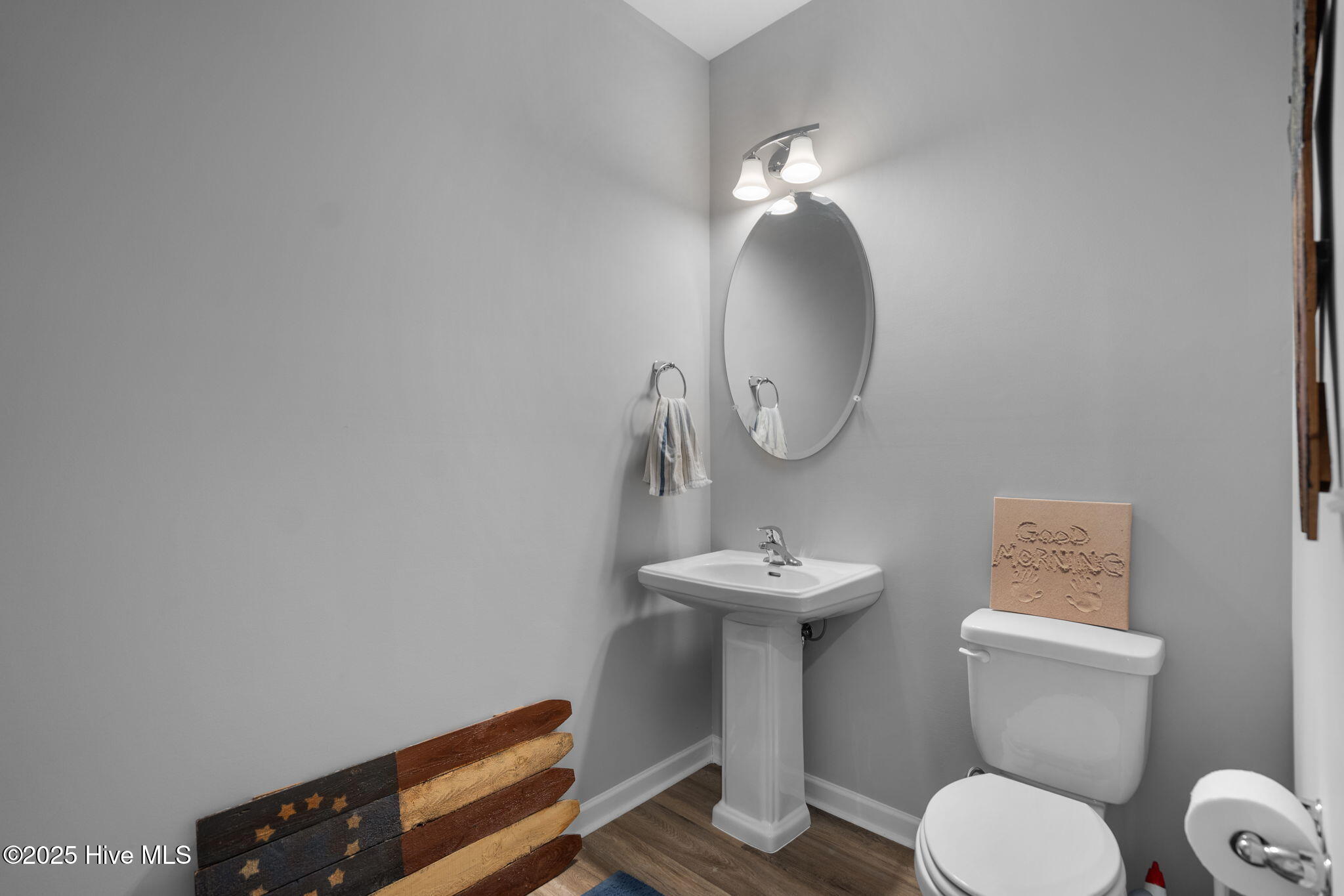 100528737 | Photo 26