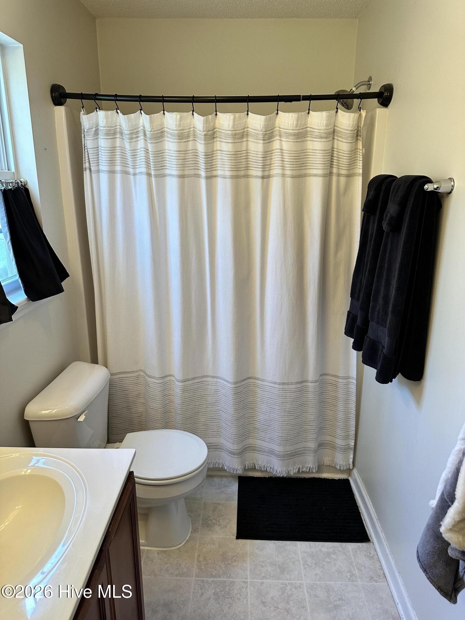 100566107 | Photo 14