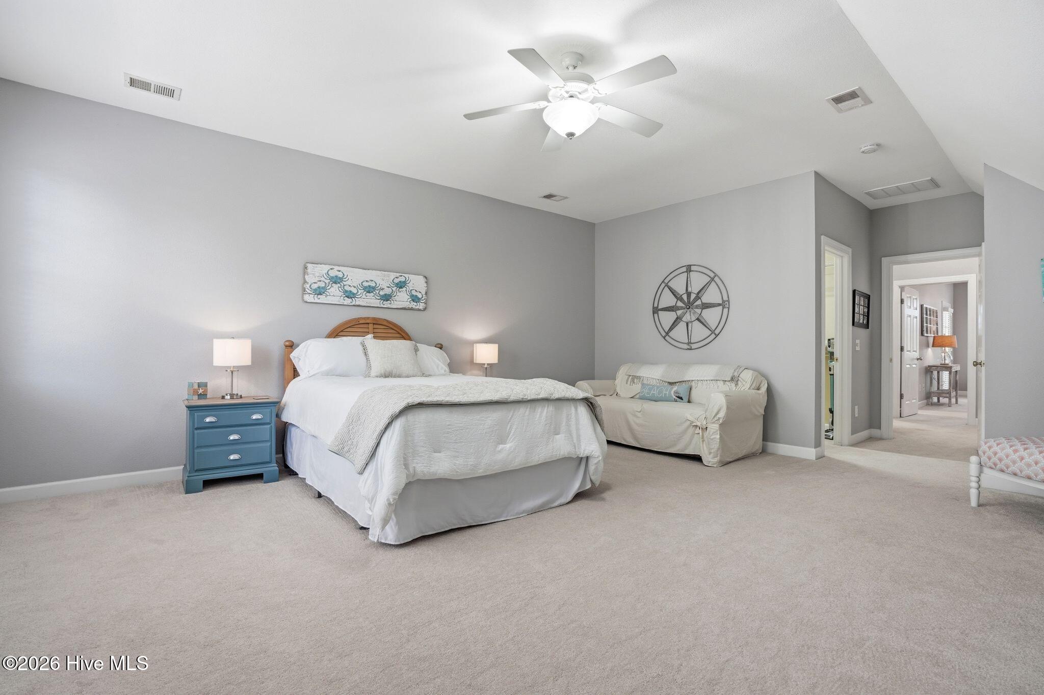 100559156 | Photo 33