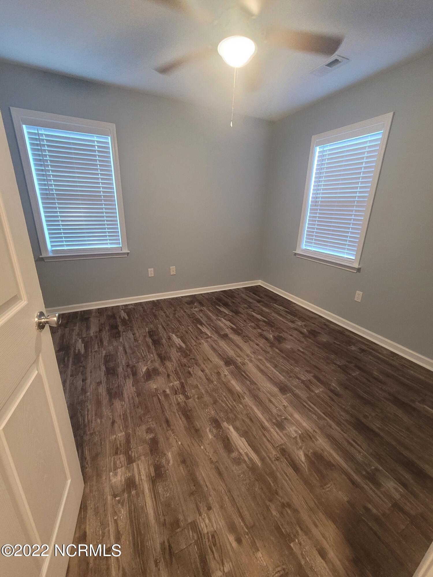 100565768 | Photo 15