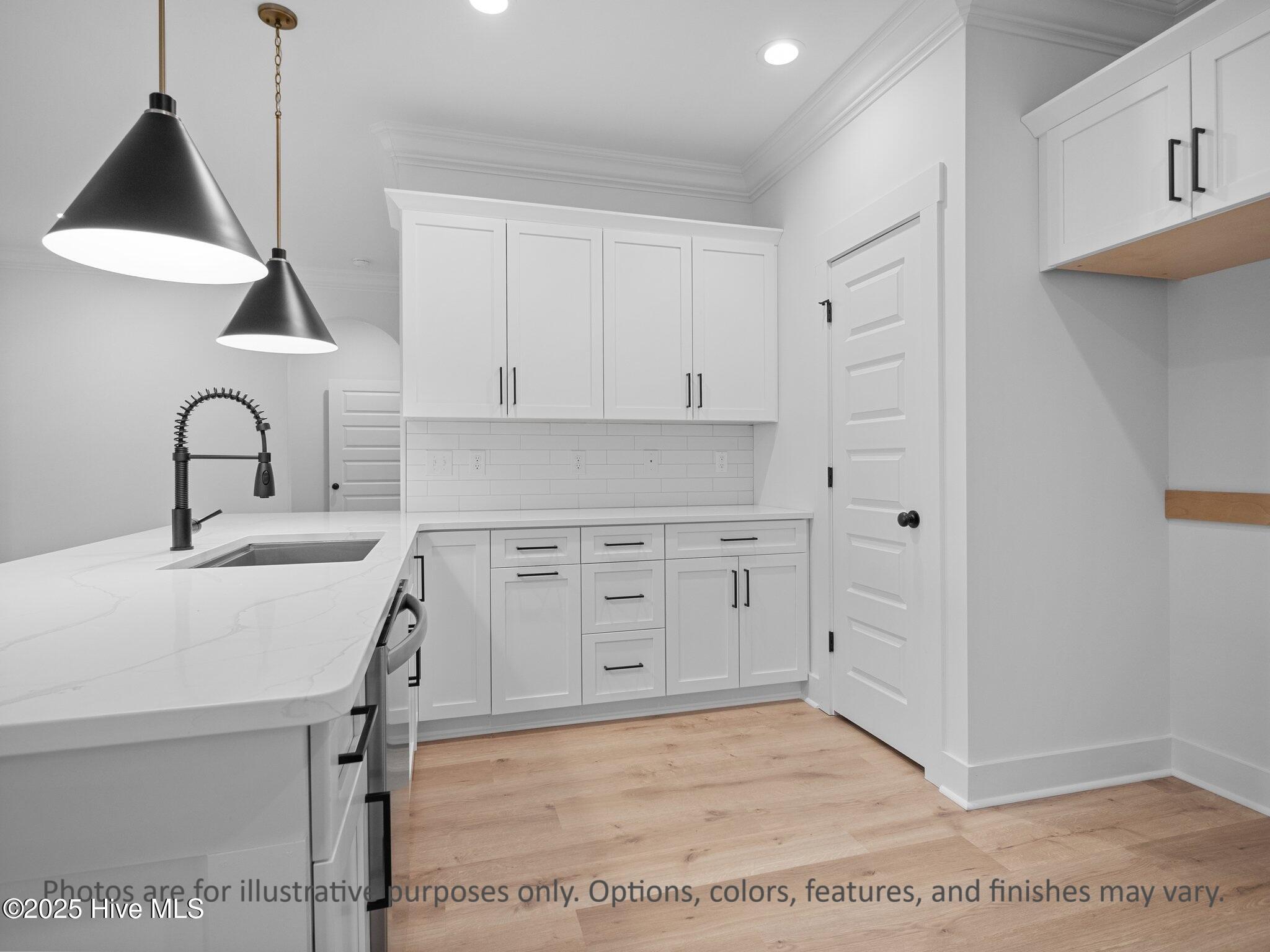 100536099 | Photo 14