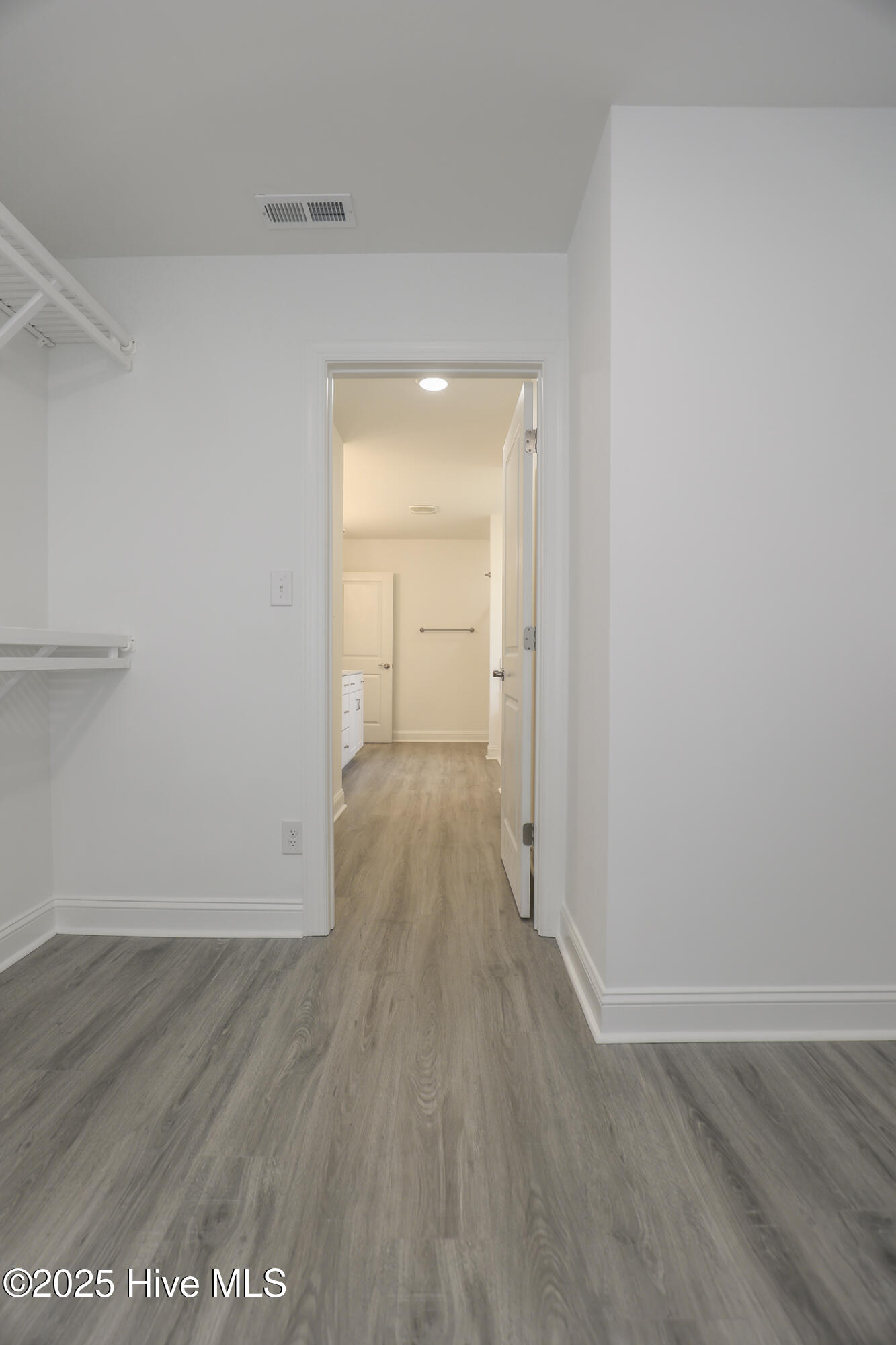 100518494 | Photo 73